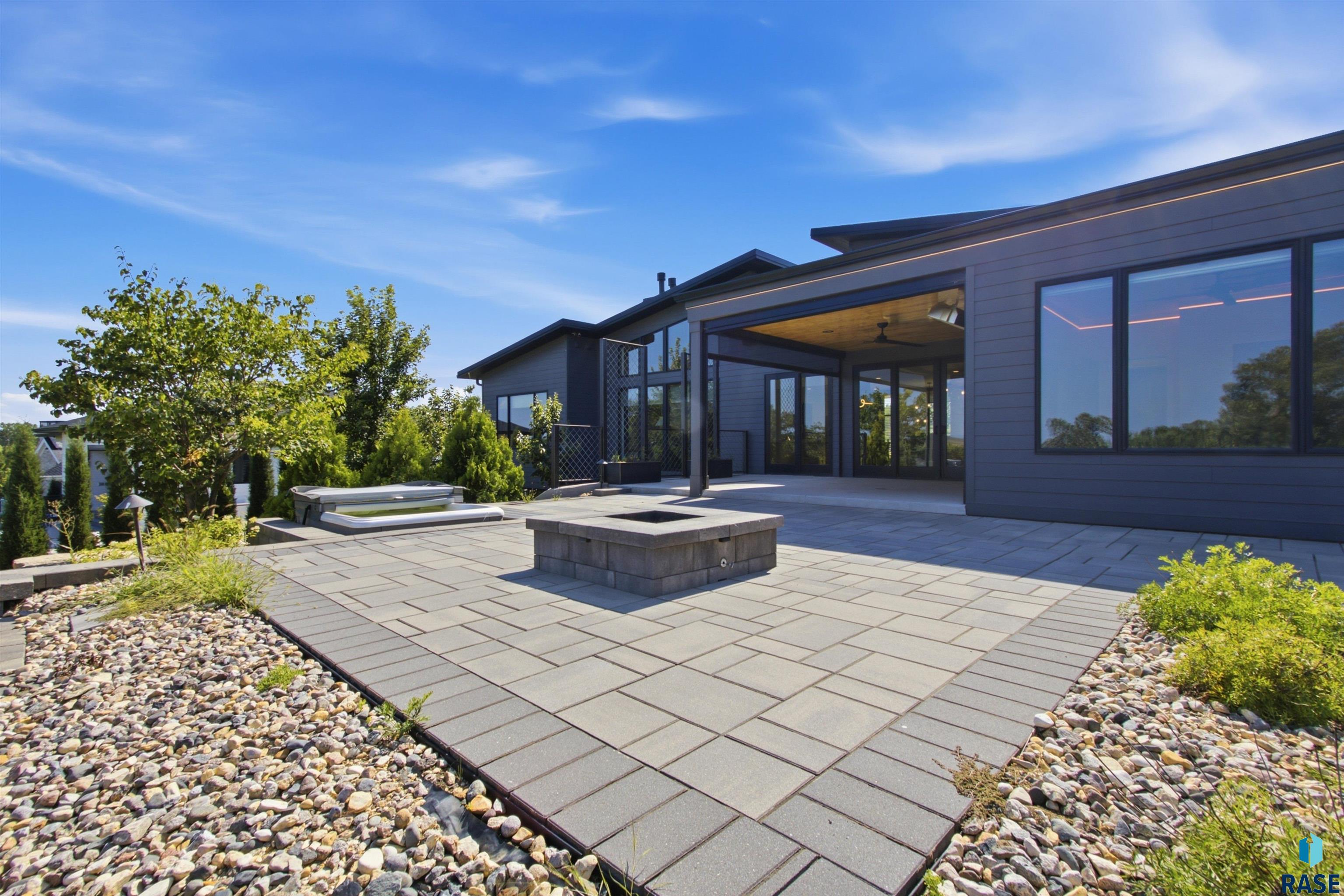 main property photo 73