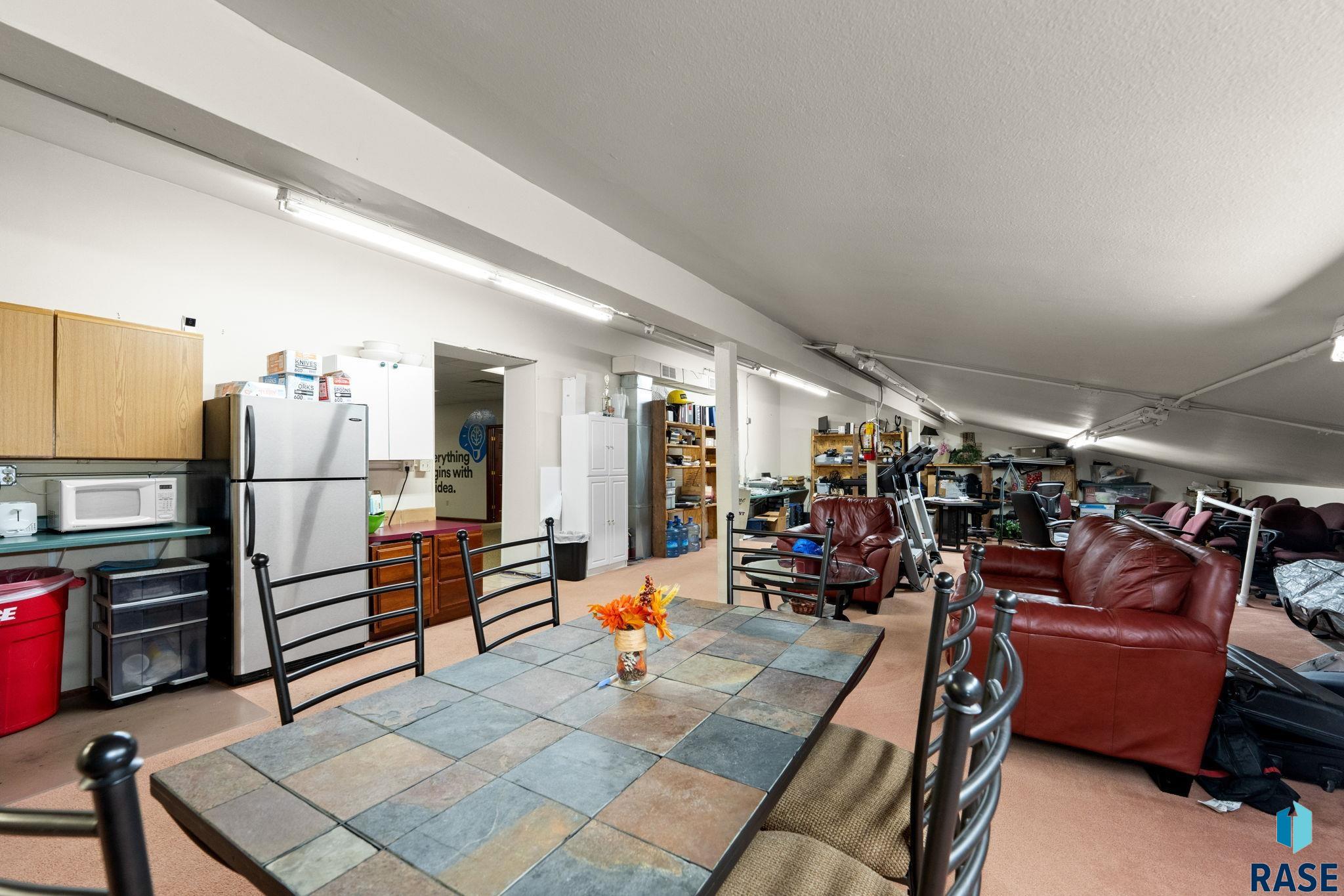 main property photo 60