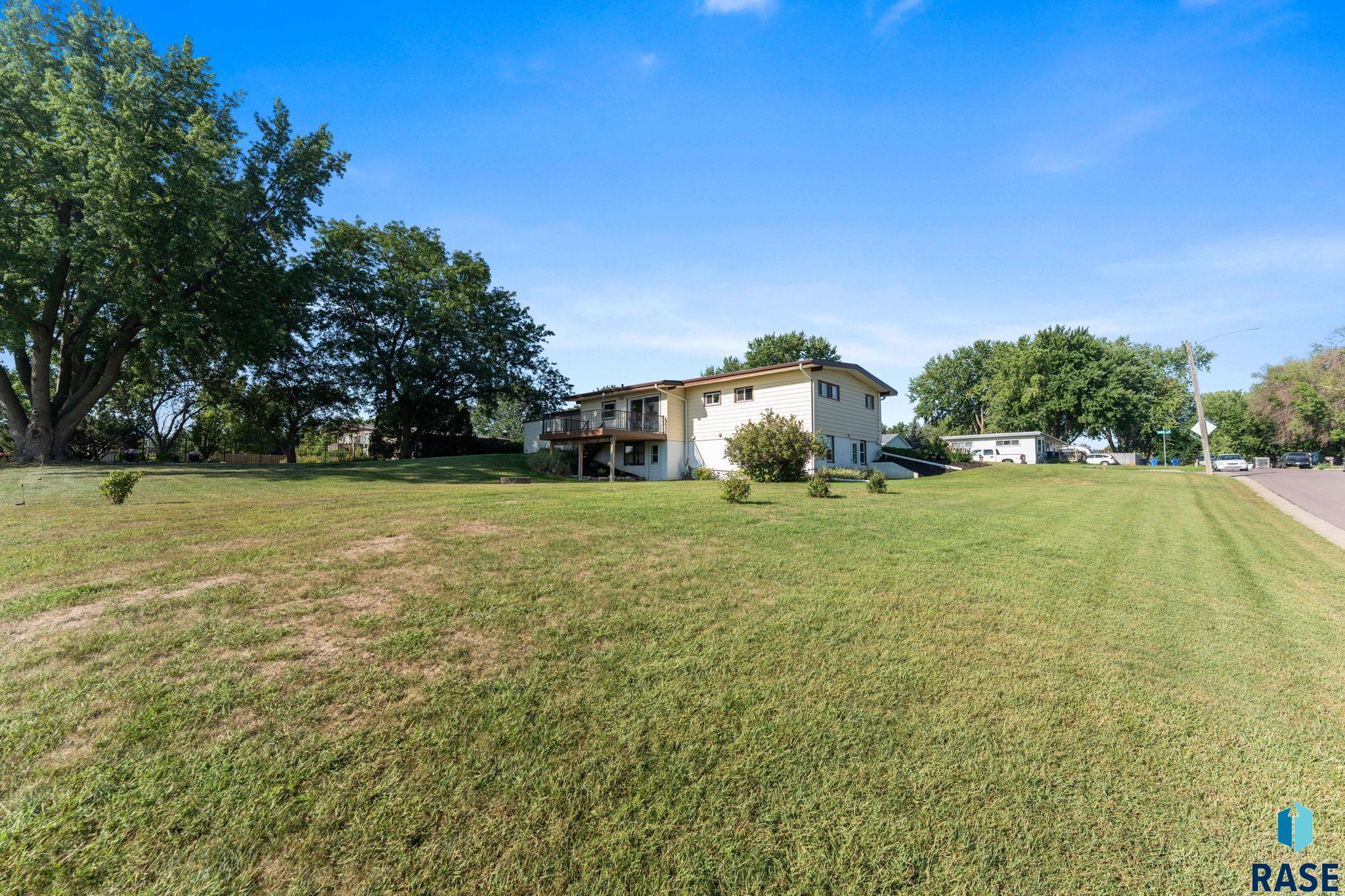 main property photo 54