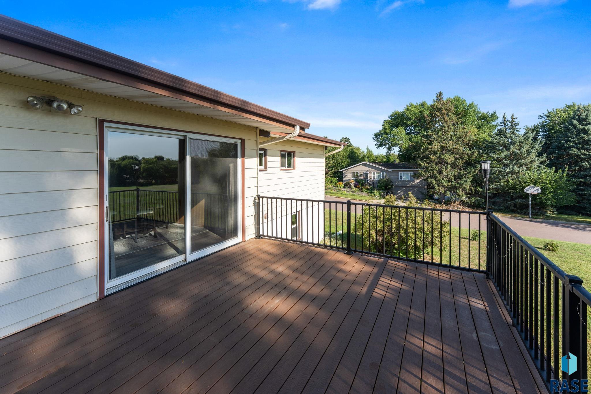 main property photo 59