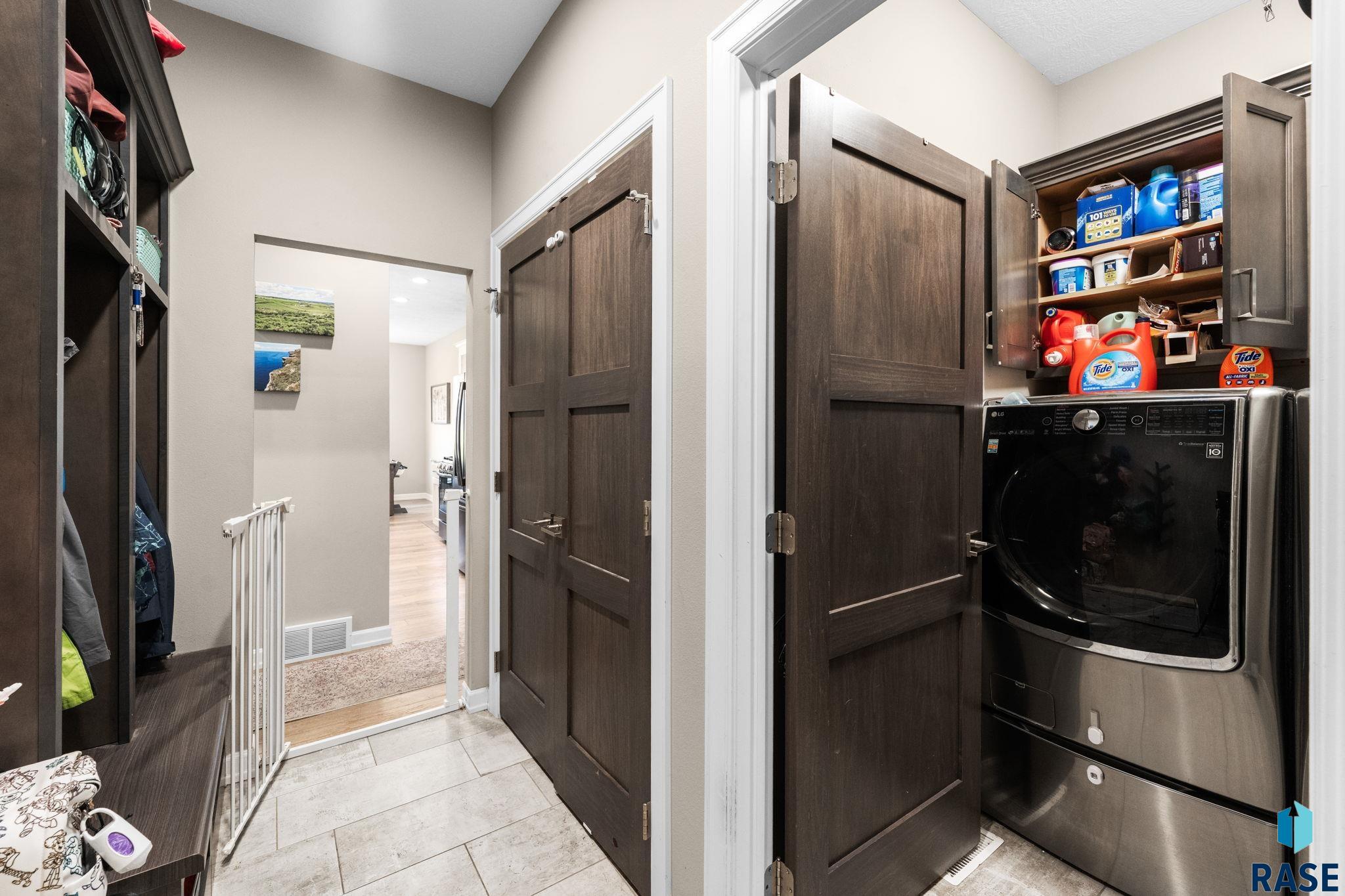 main property photo 54