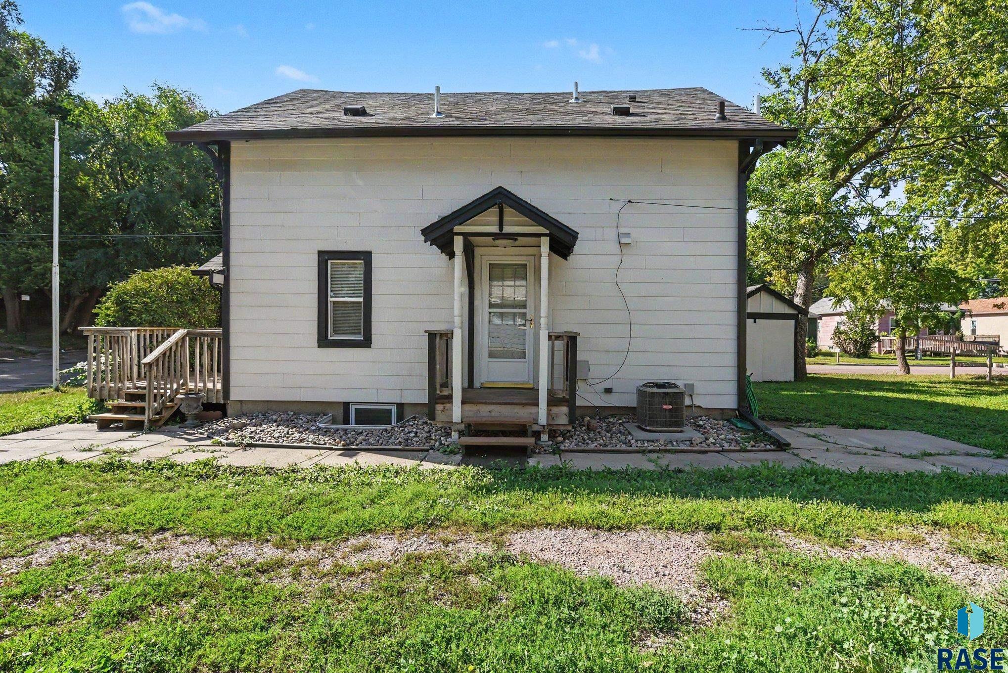 main property photo 21