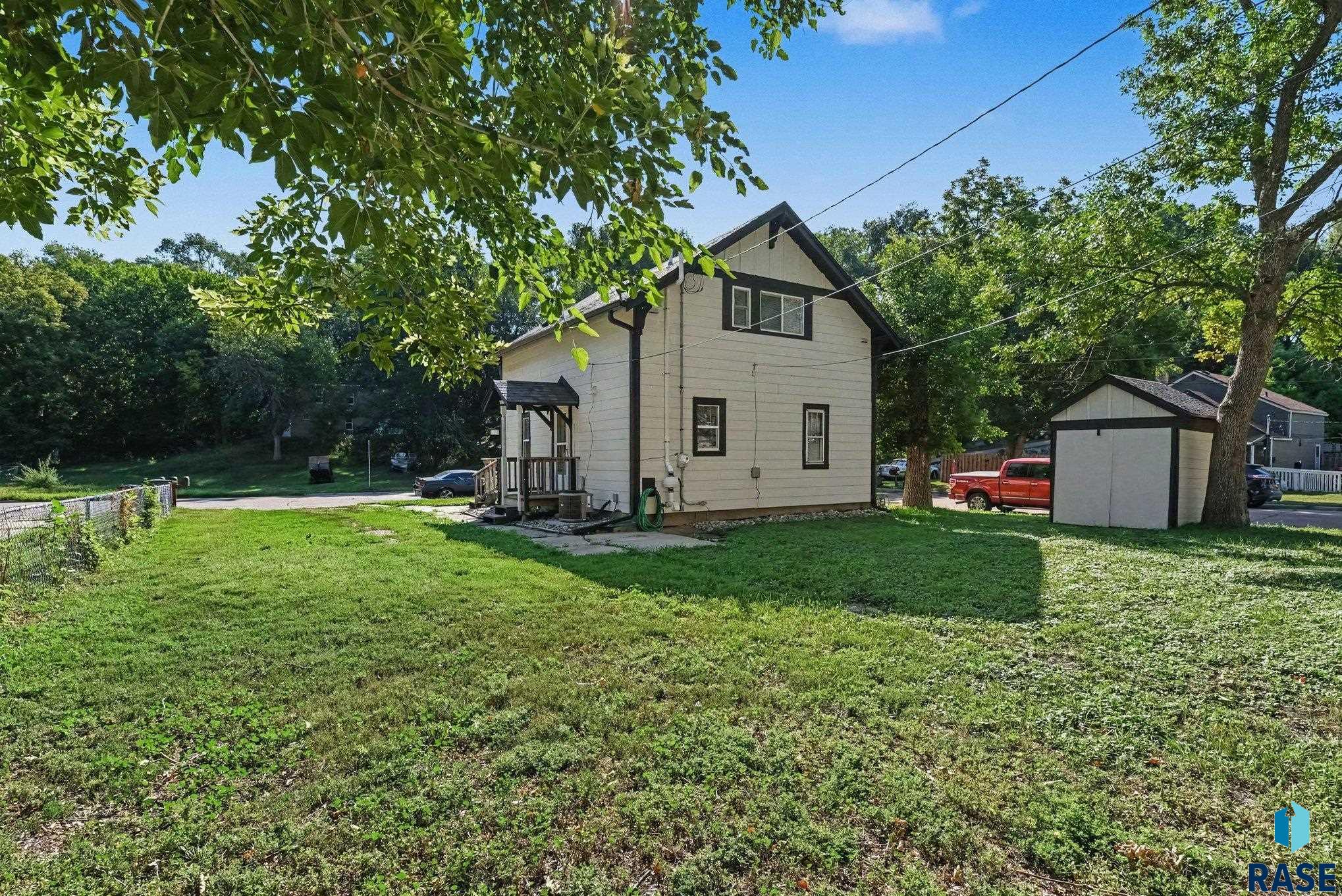 main property photo 26
