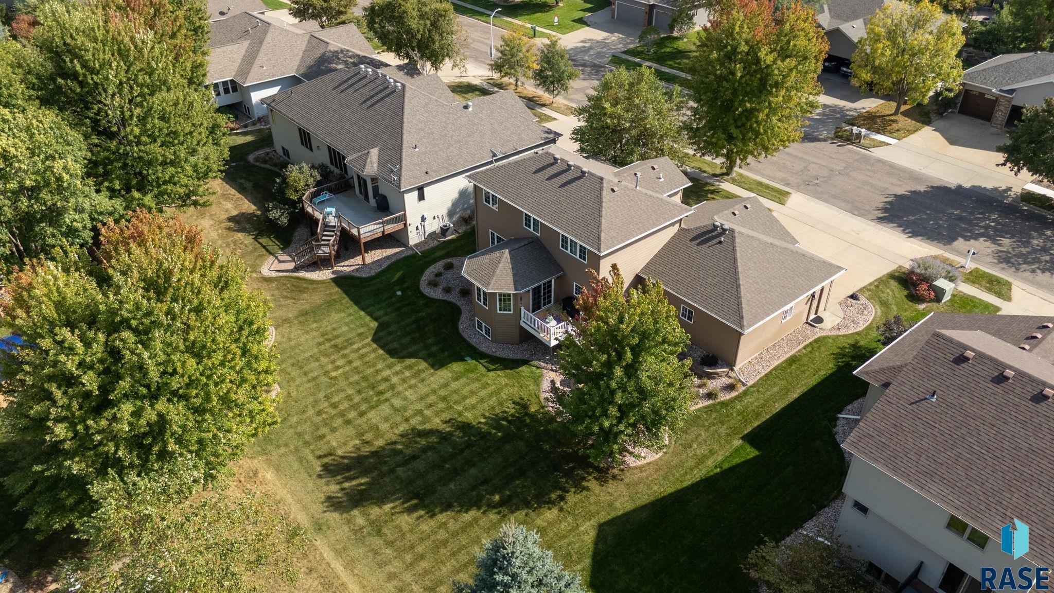 main property photo 78