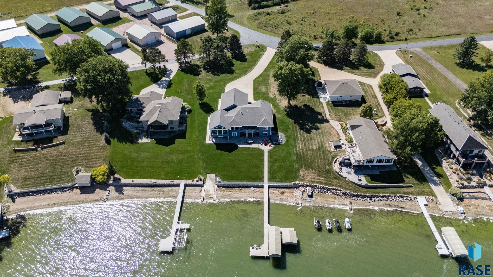 main property photo 66