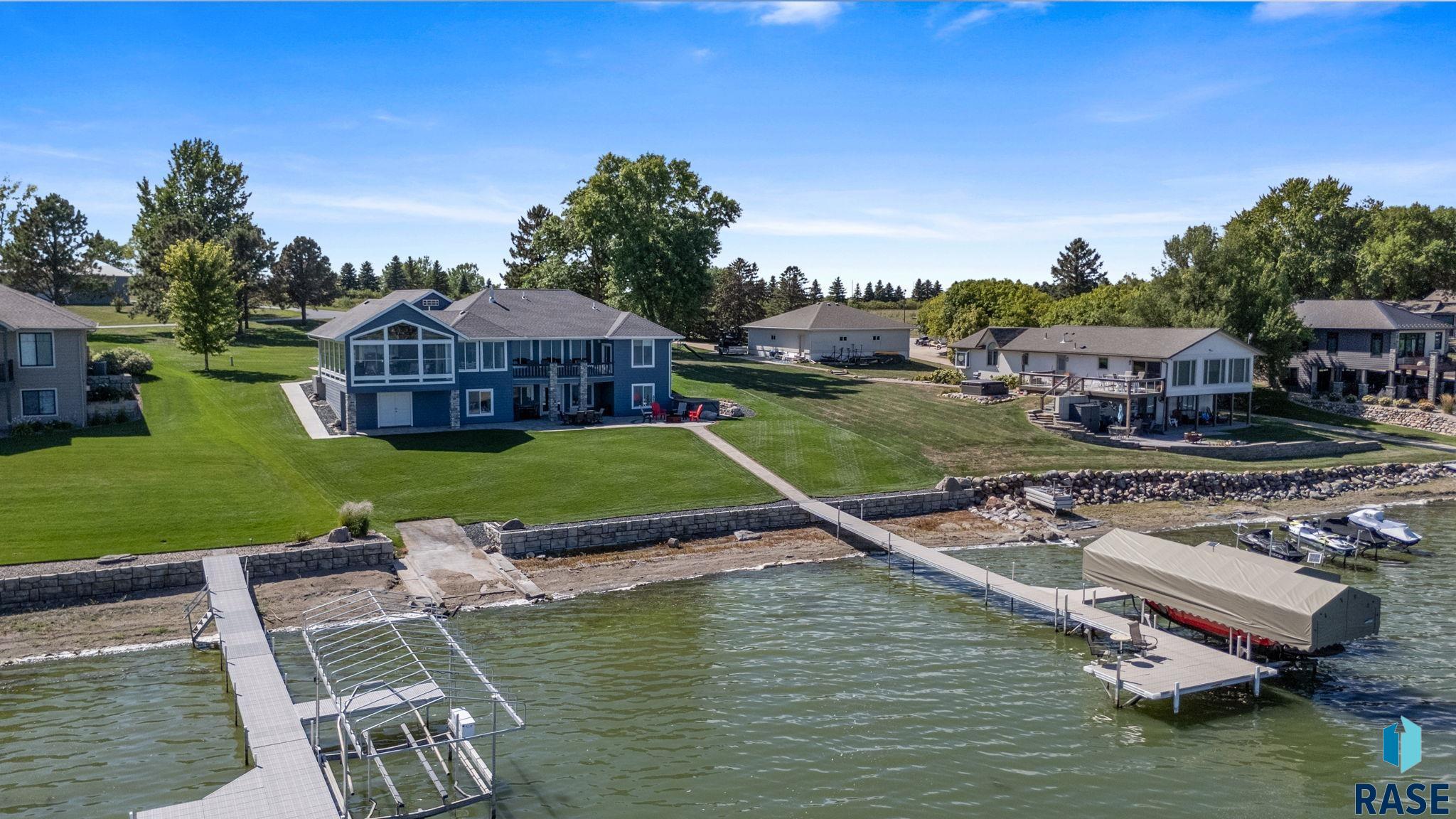 main property photo 68