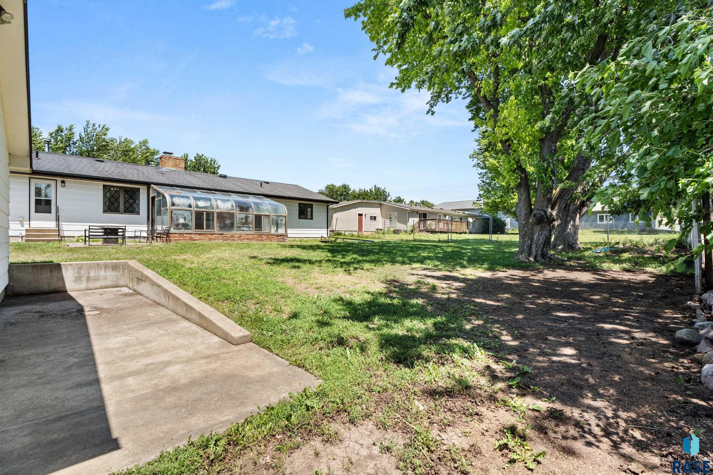 main property photo 54
