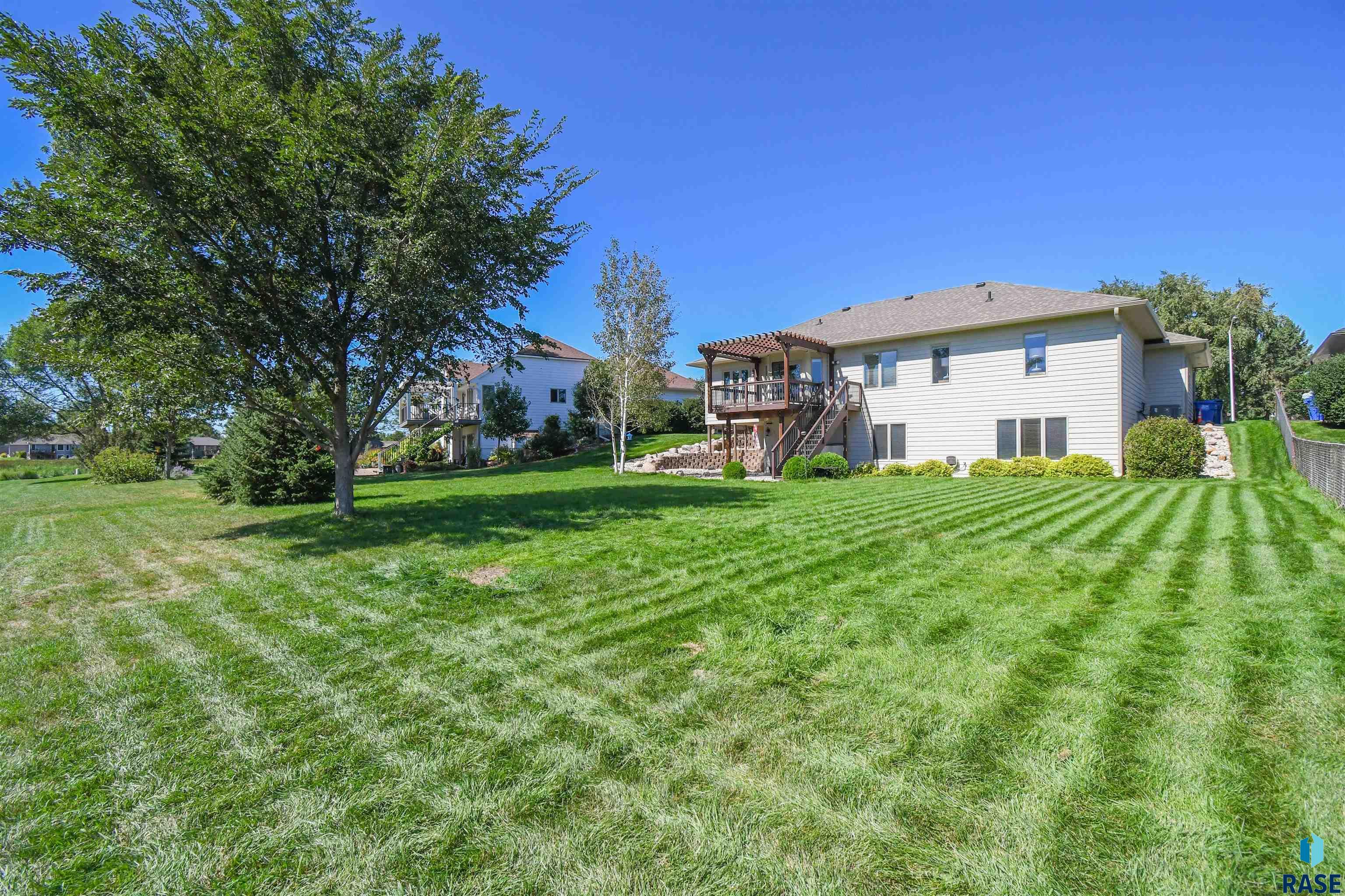 main property photo 59