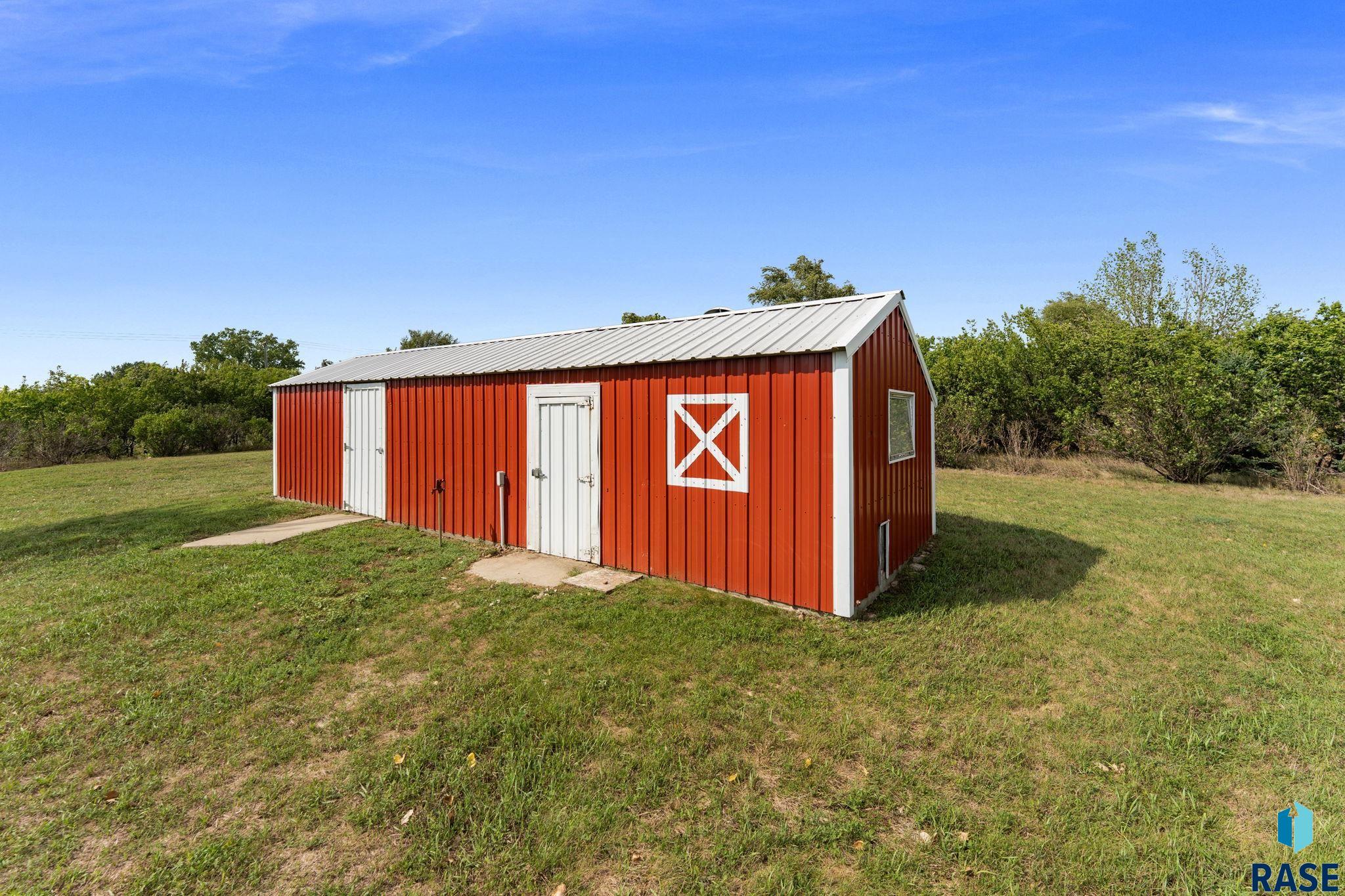 main property photo 35