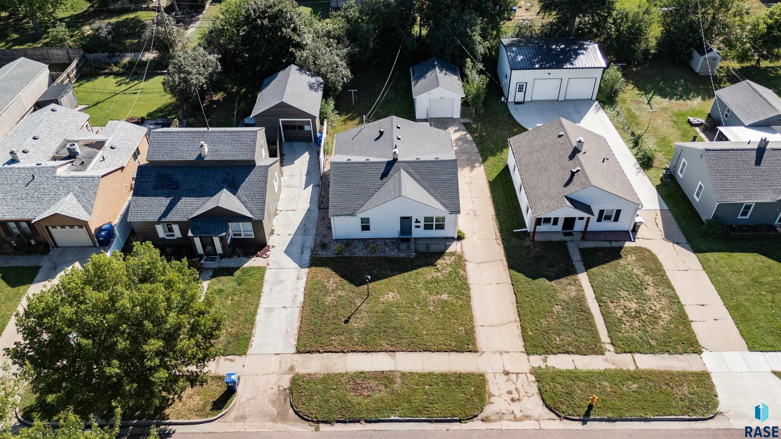 main property photo 48