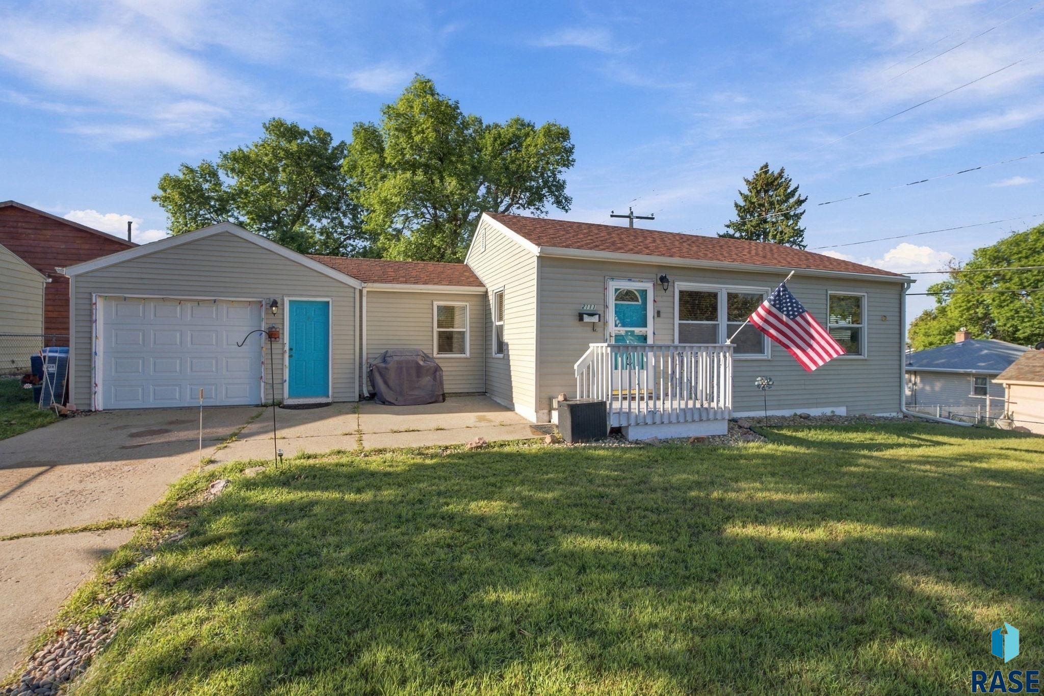 main property photo 19