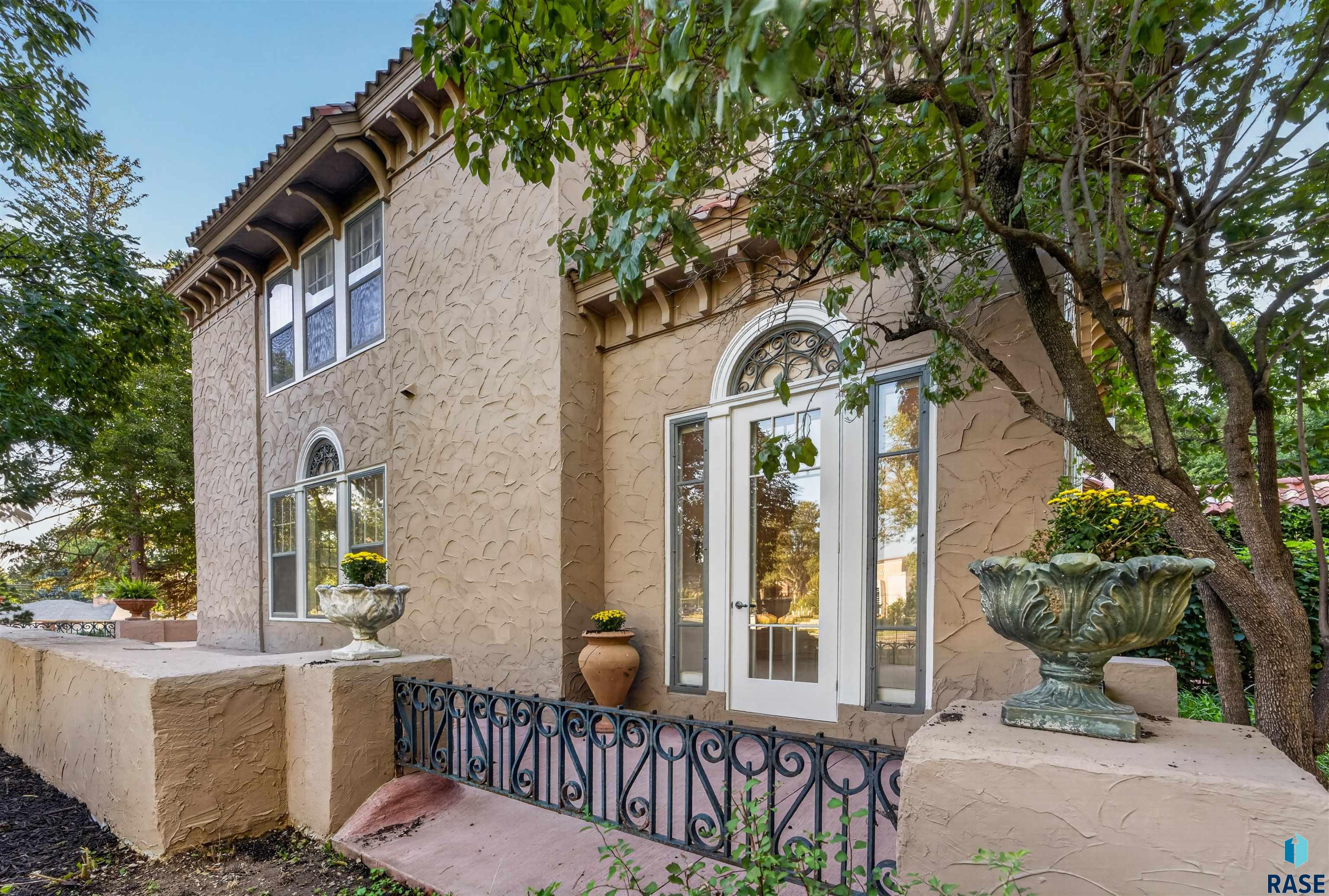 main property photo 49