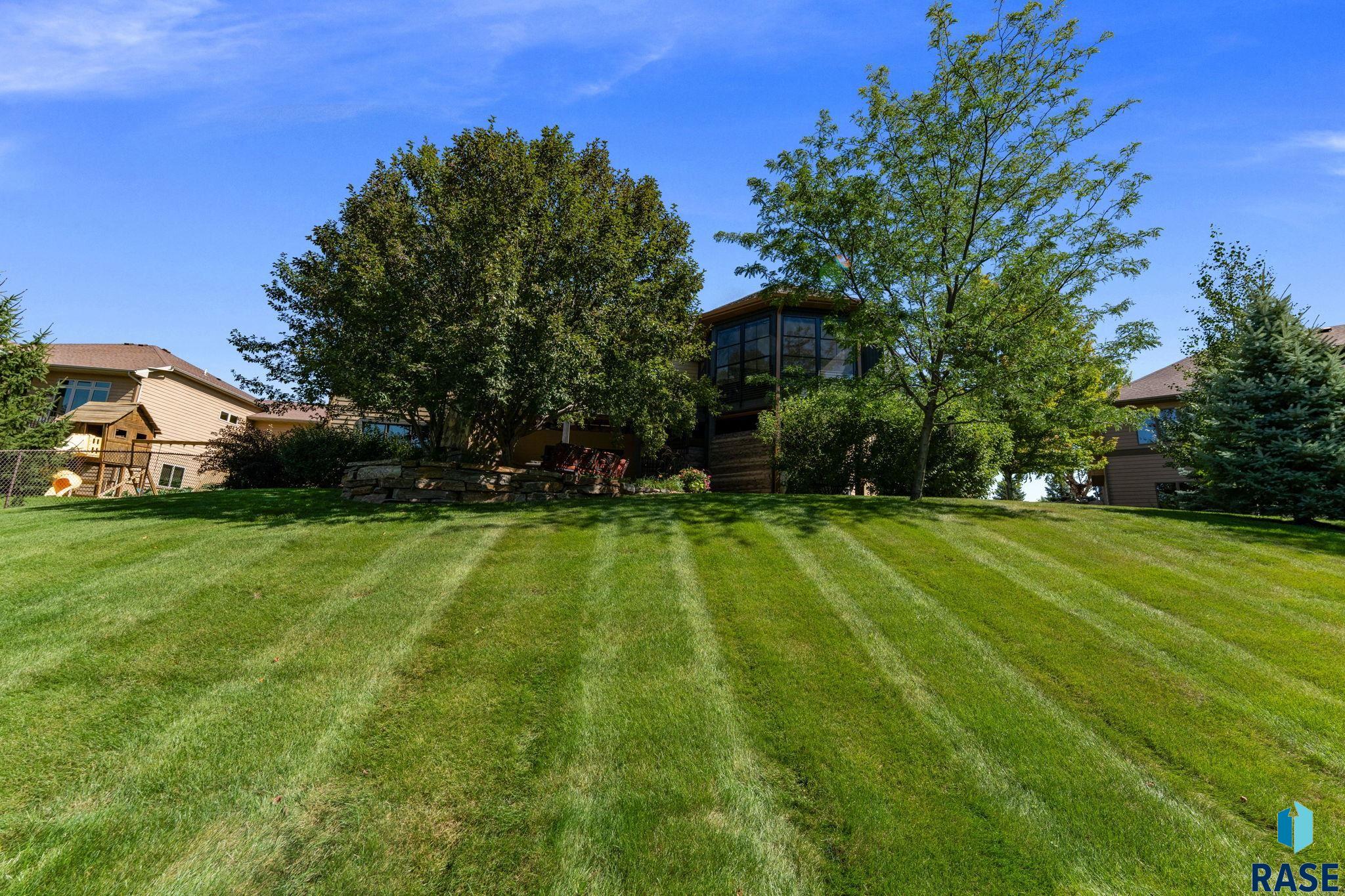 main property photo 76
