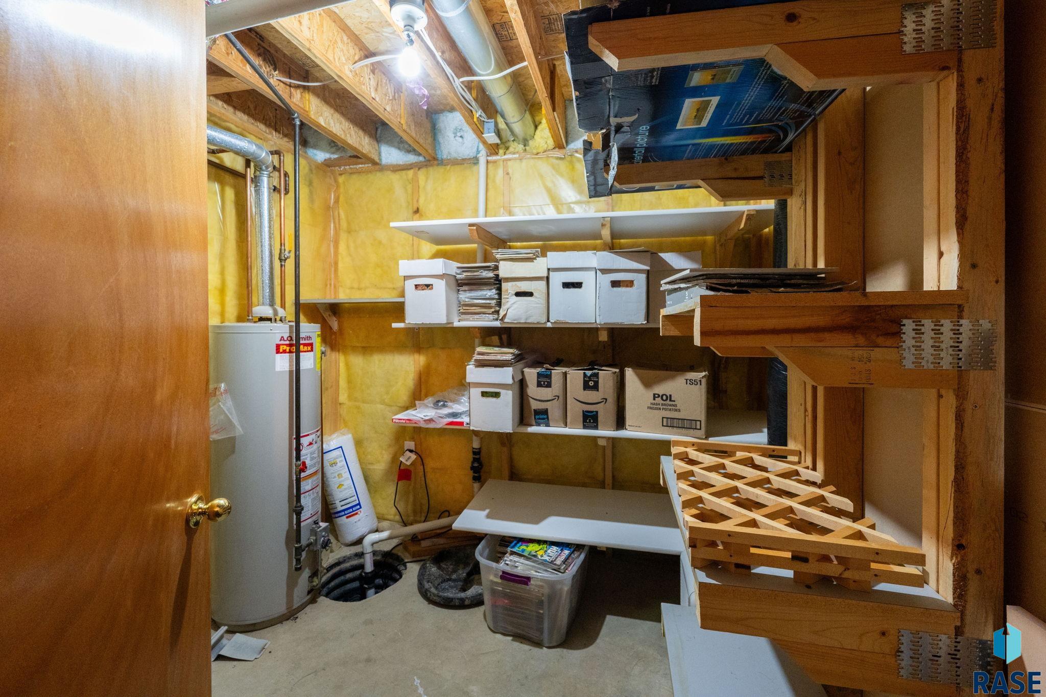 main property photo 36