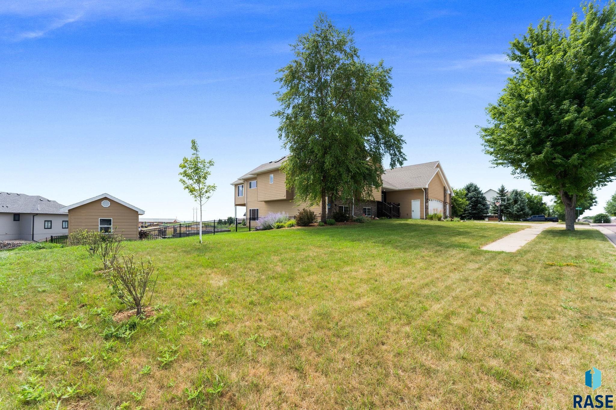 main property photo 51