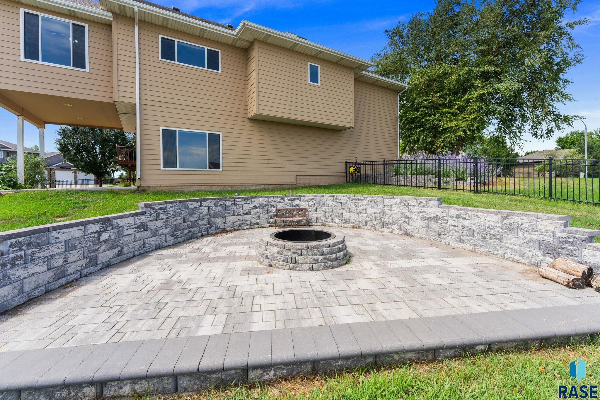 main property photo 63