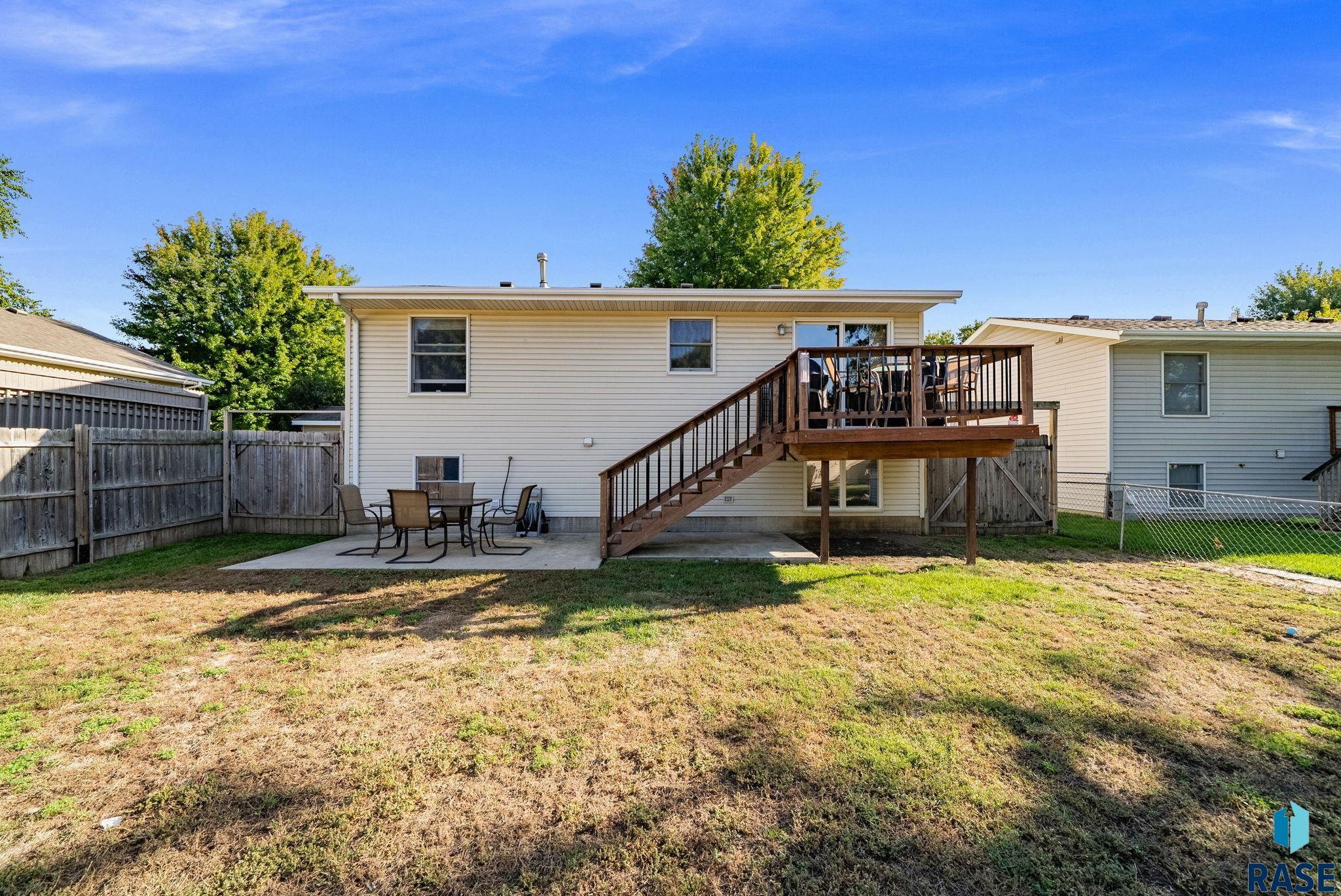 main property photo 42