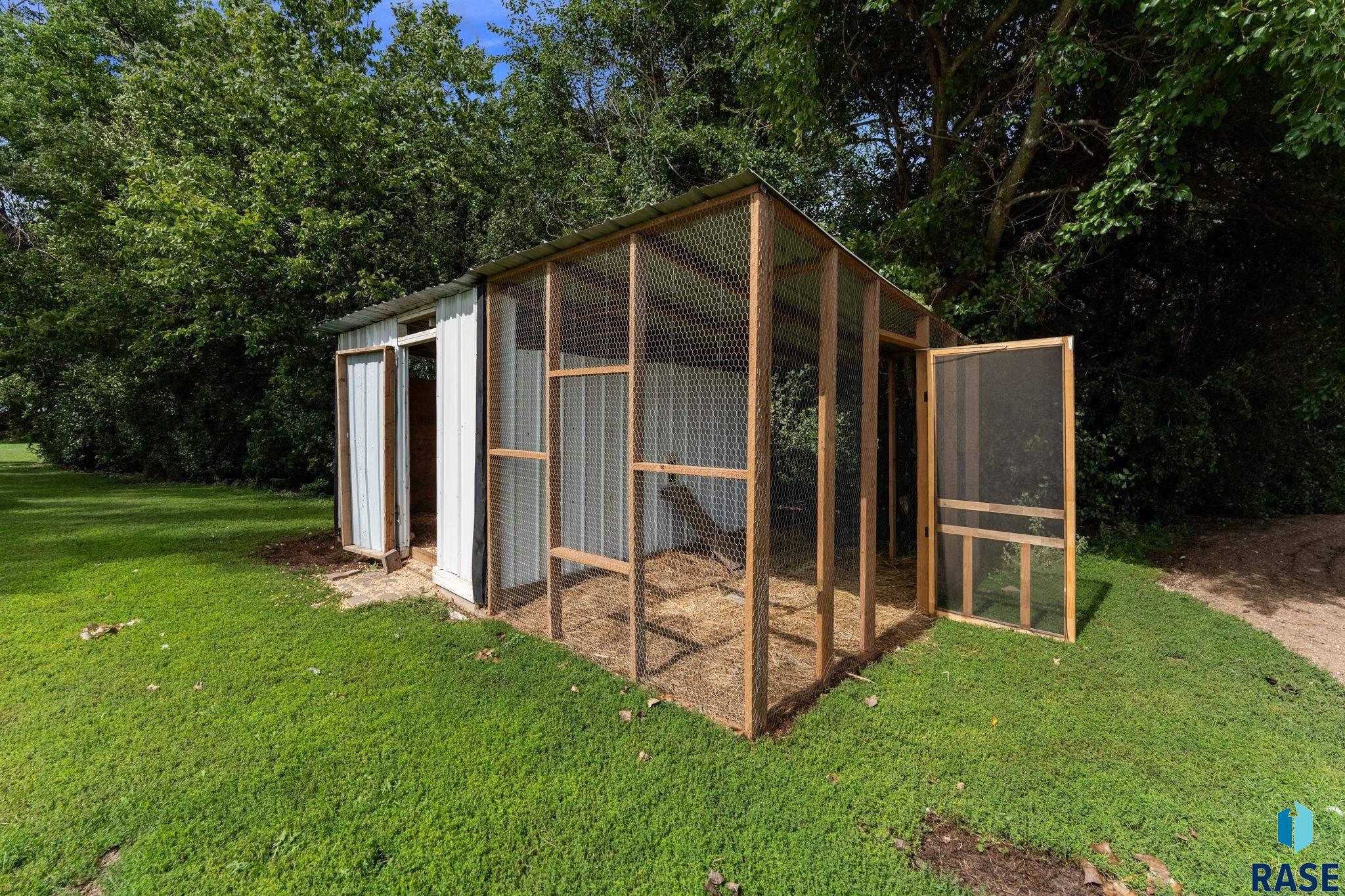 main property photo 49