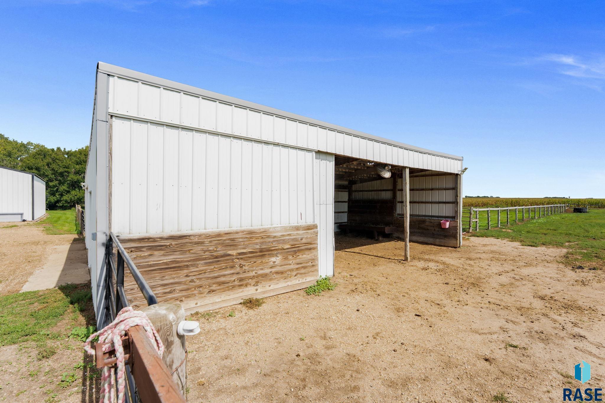 main property photo 50