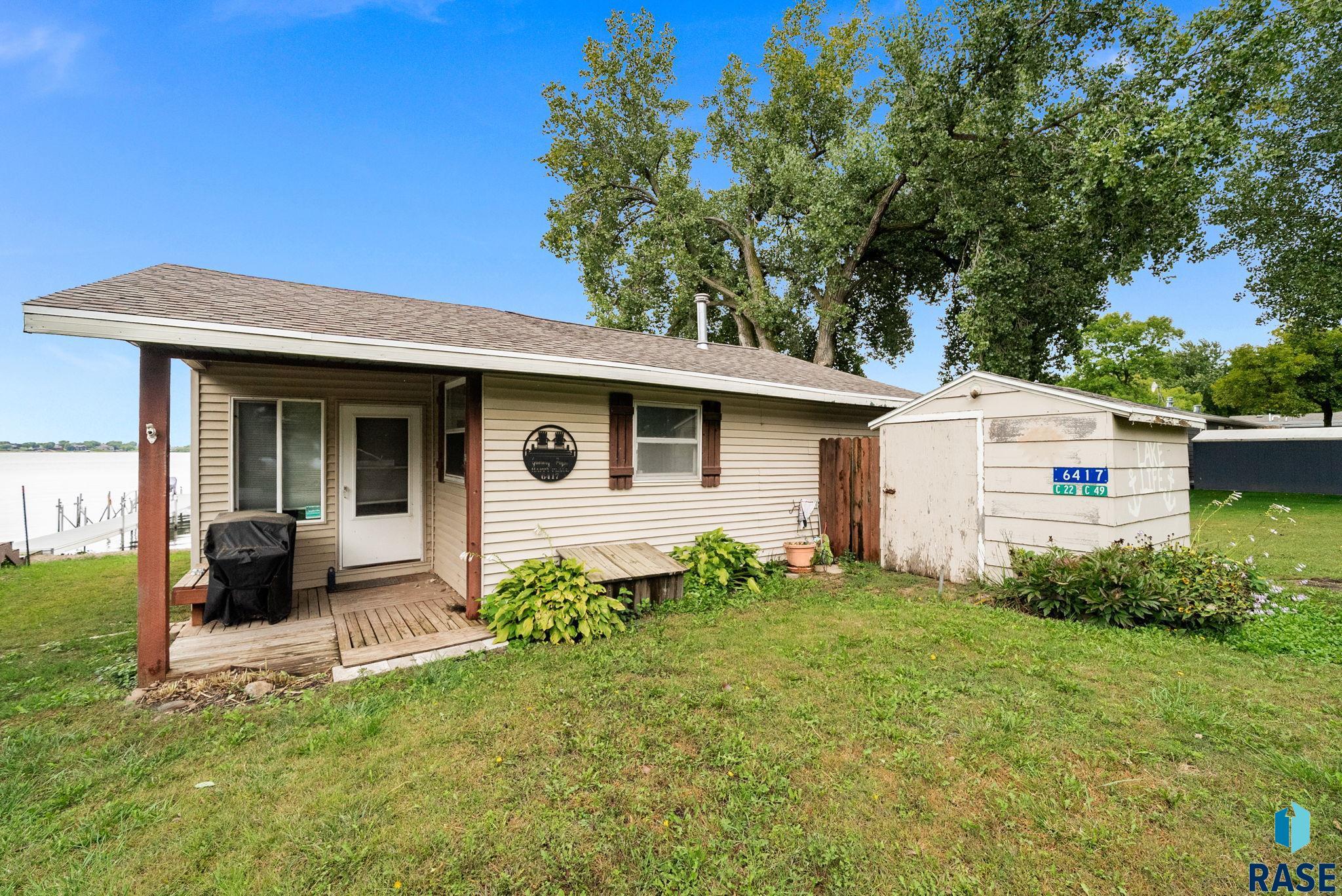 main property photo 14