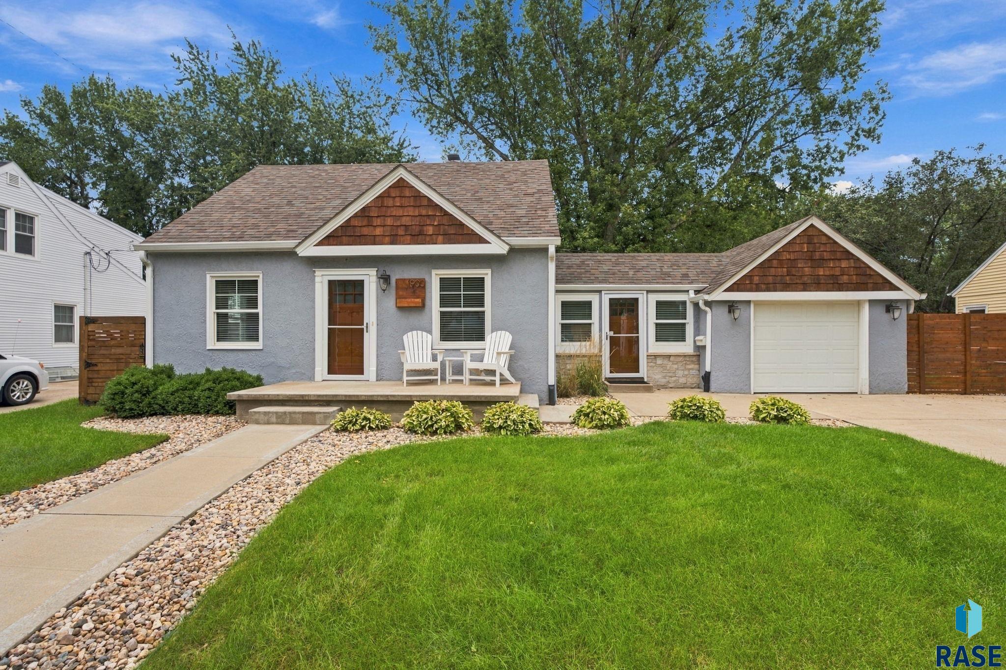 main property photo 0