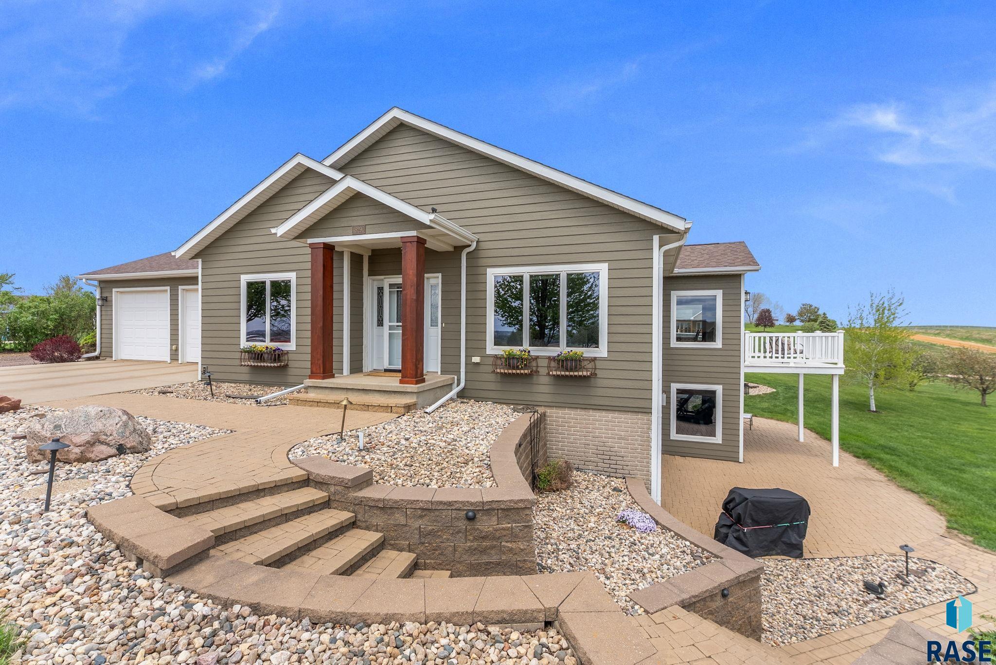 main property photo 0