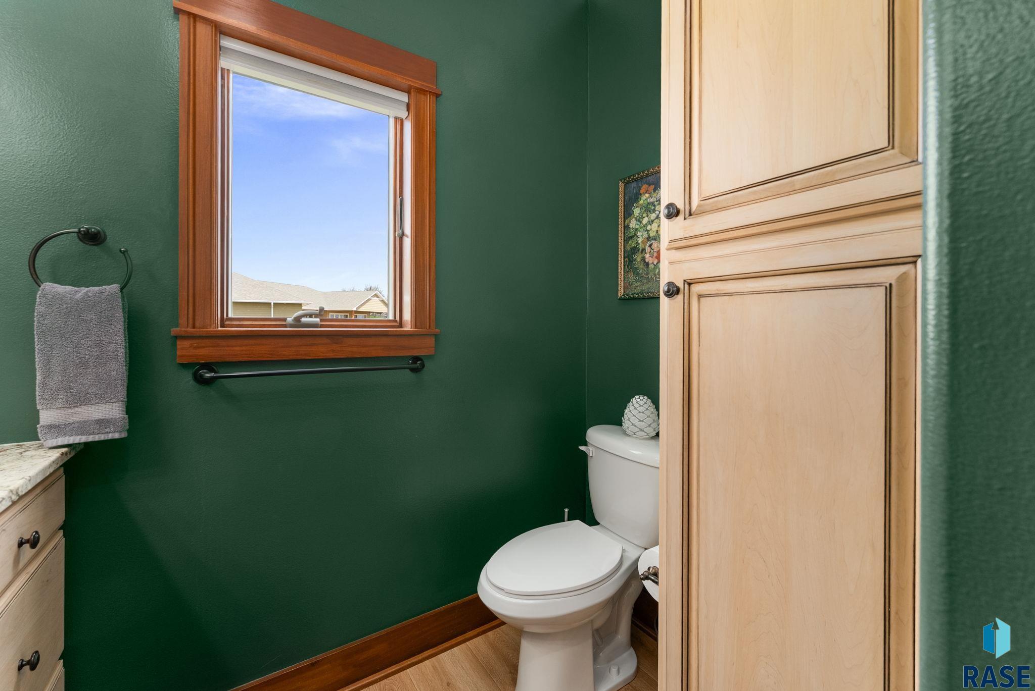main property photo 22