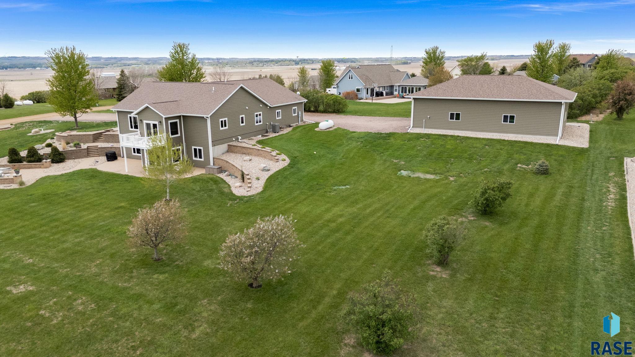 main property photo 50