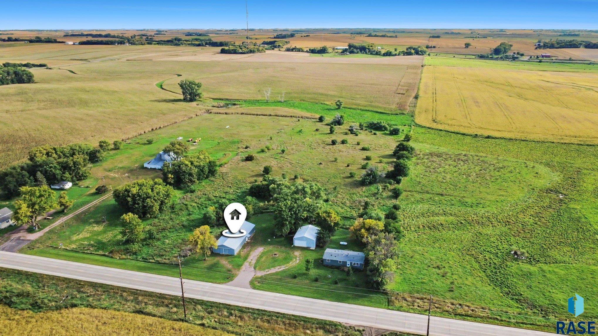 main property photo 7