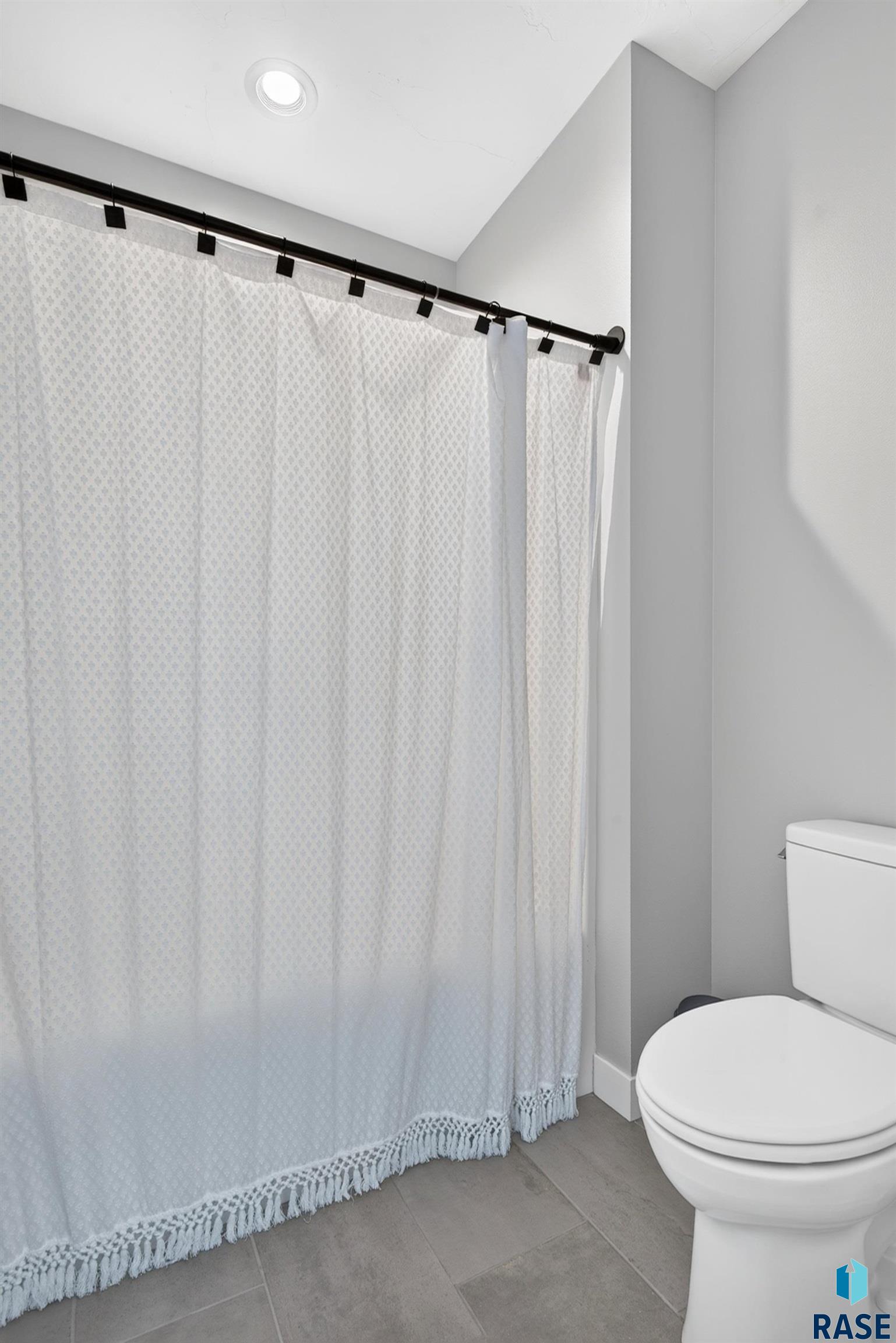 main property photo 66