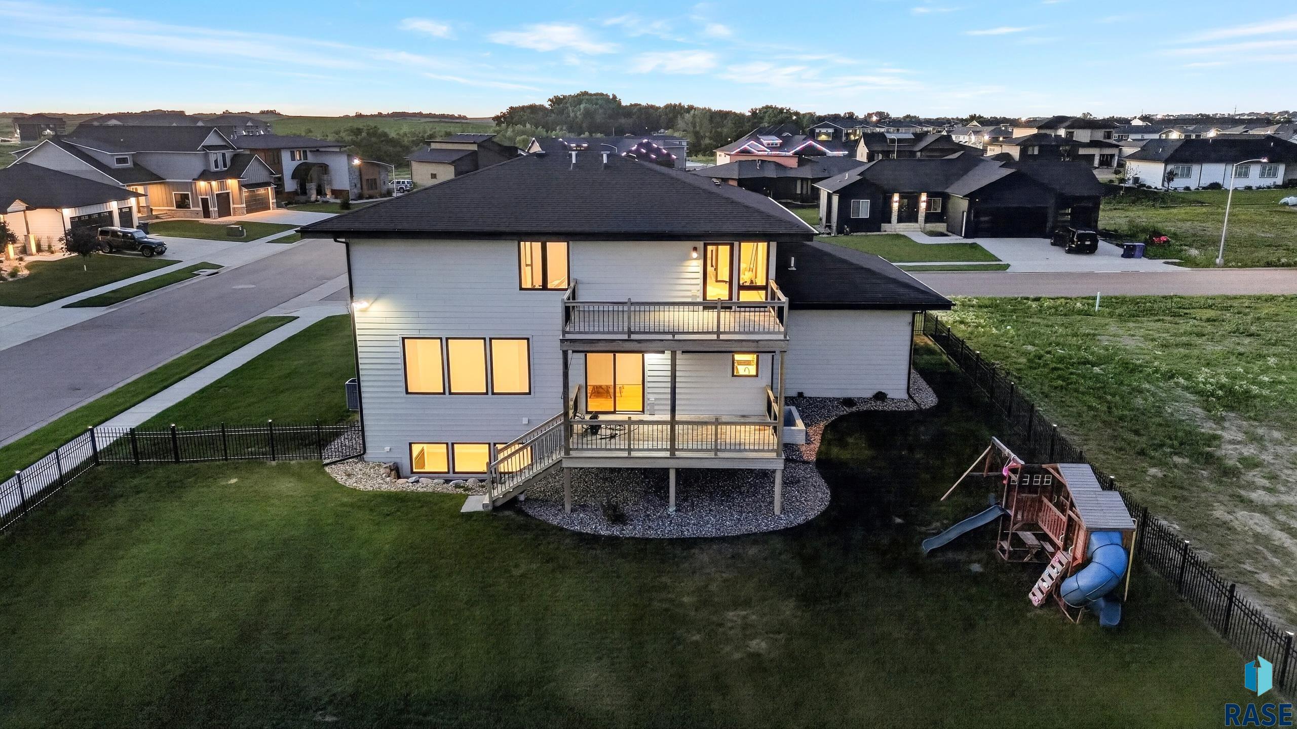 main property photo 87