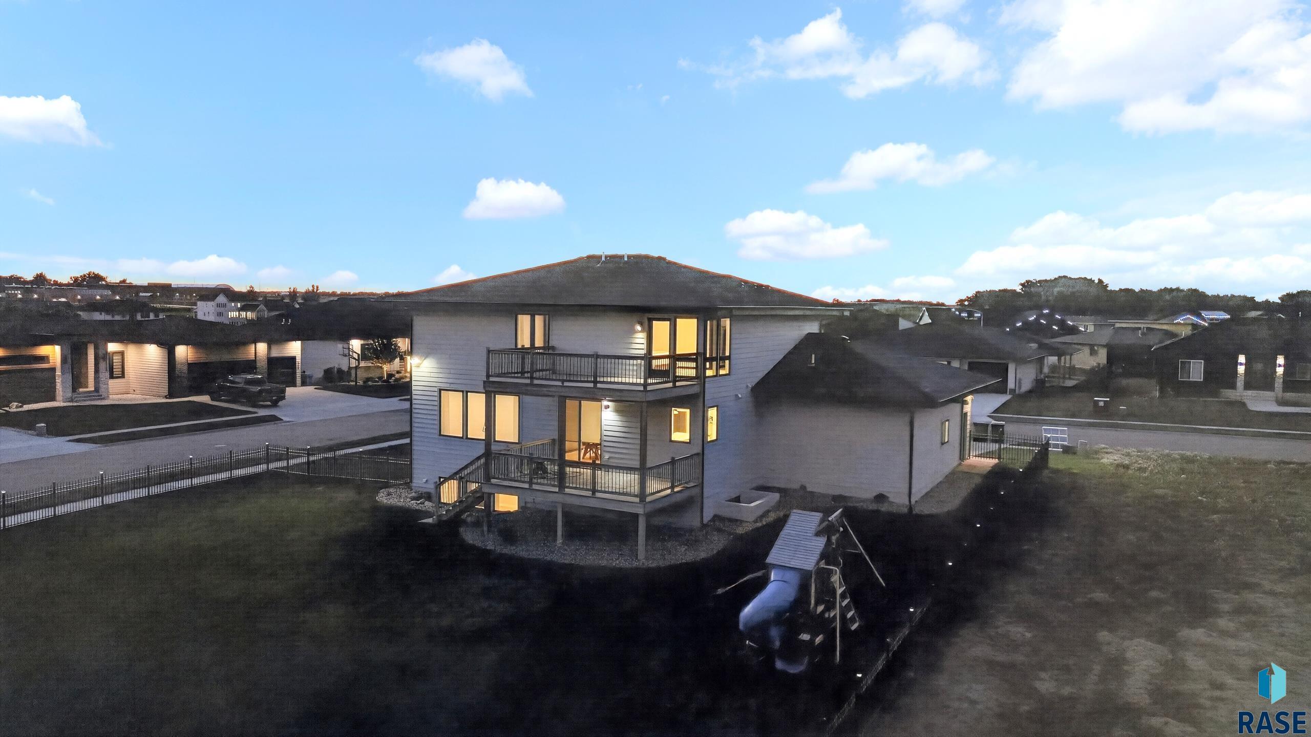 main property photo 92