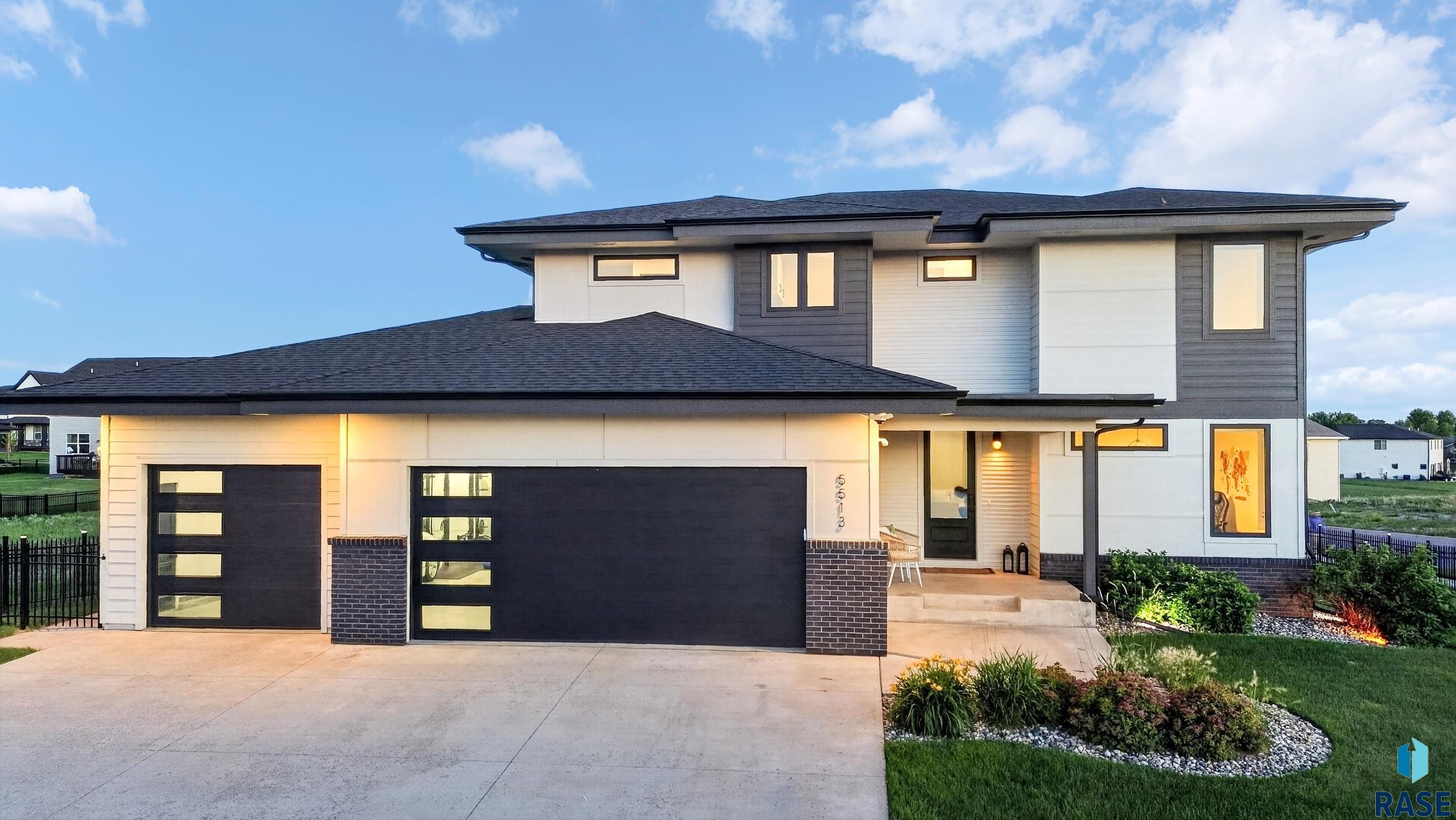 main property photo 93