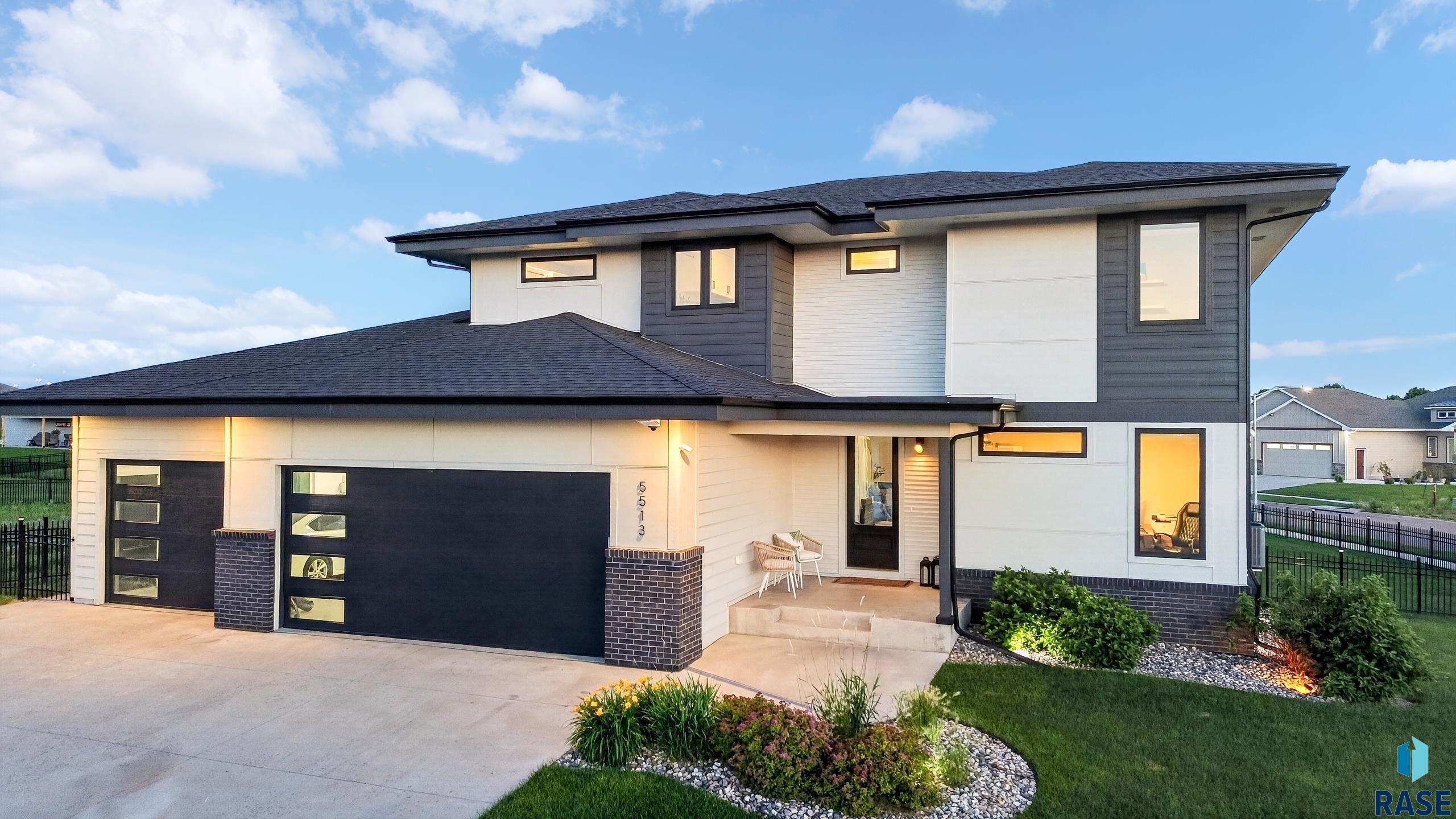 main property photo 94