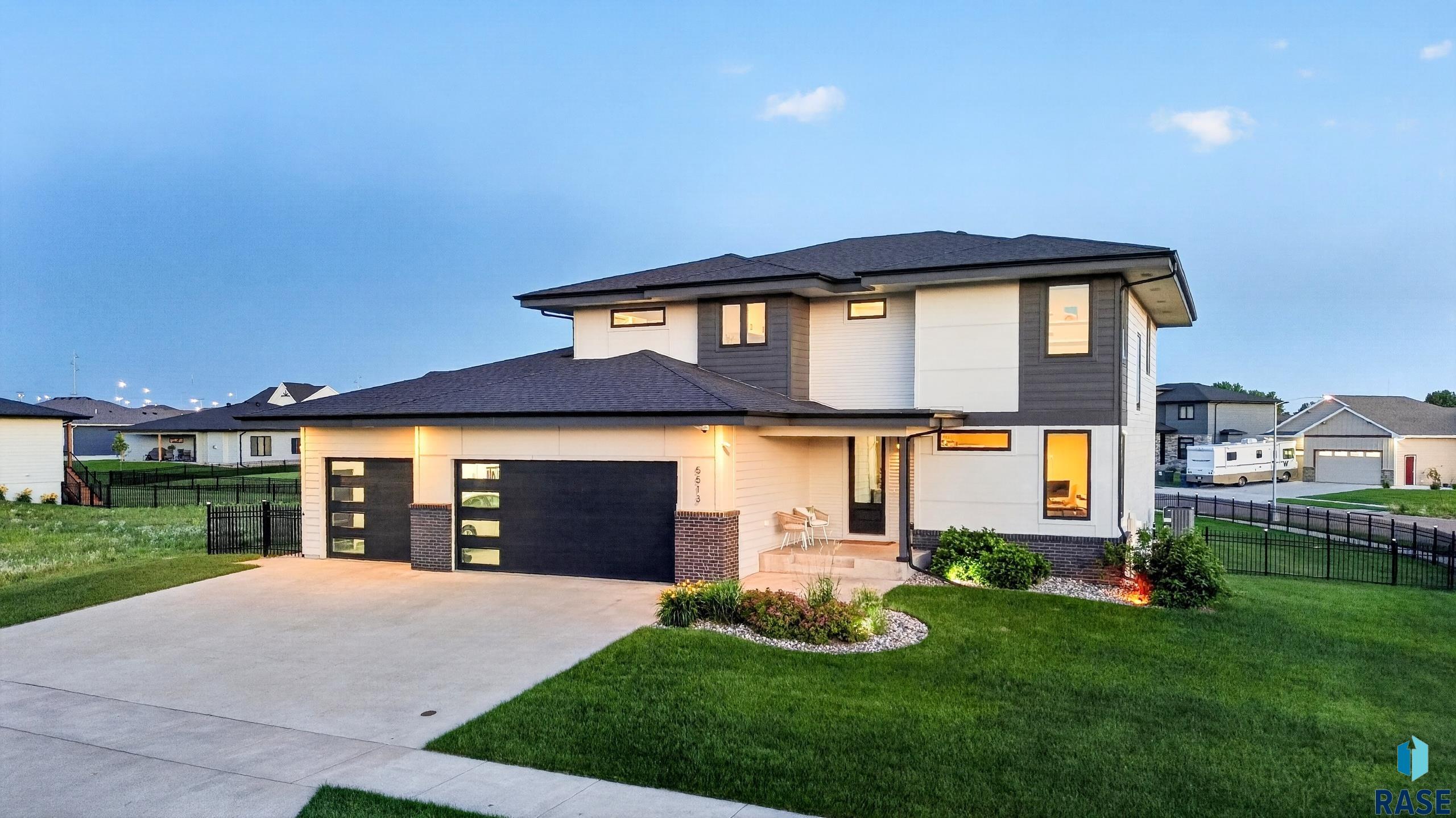 main property photo 95