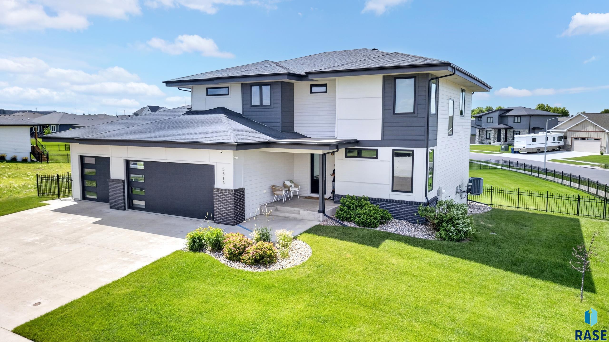 main property photo 97