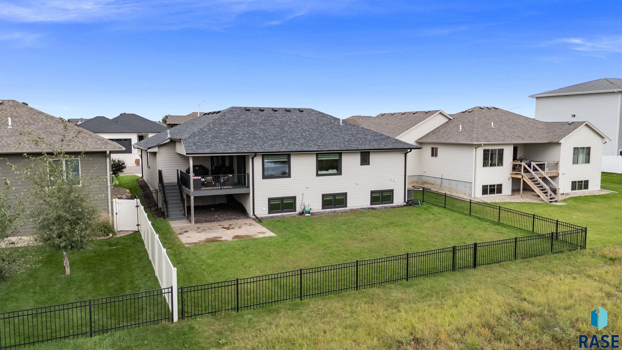 main property photo 54