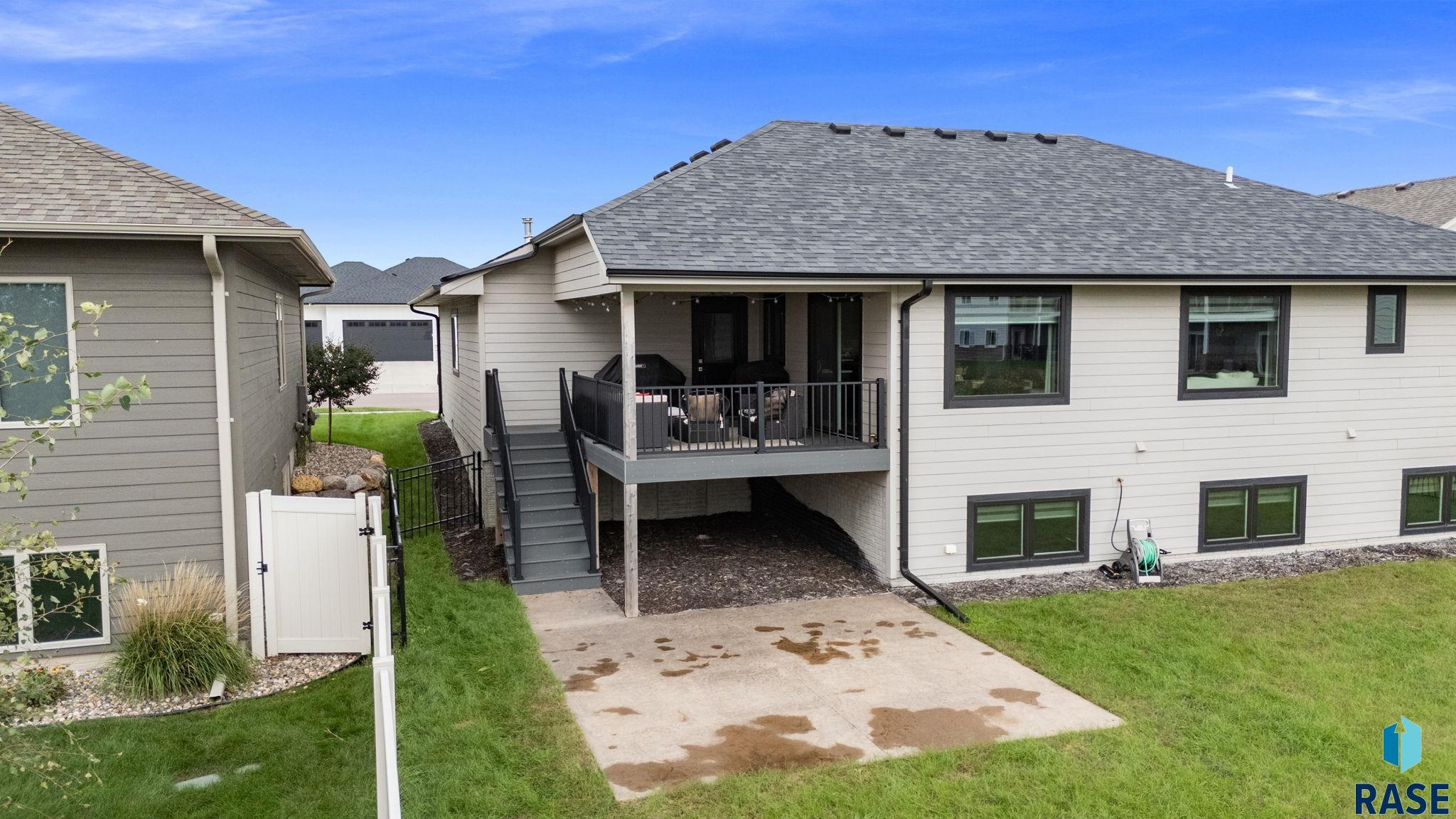 main property photo 56