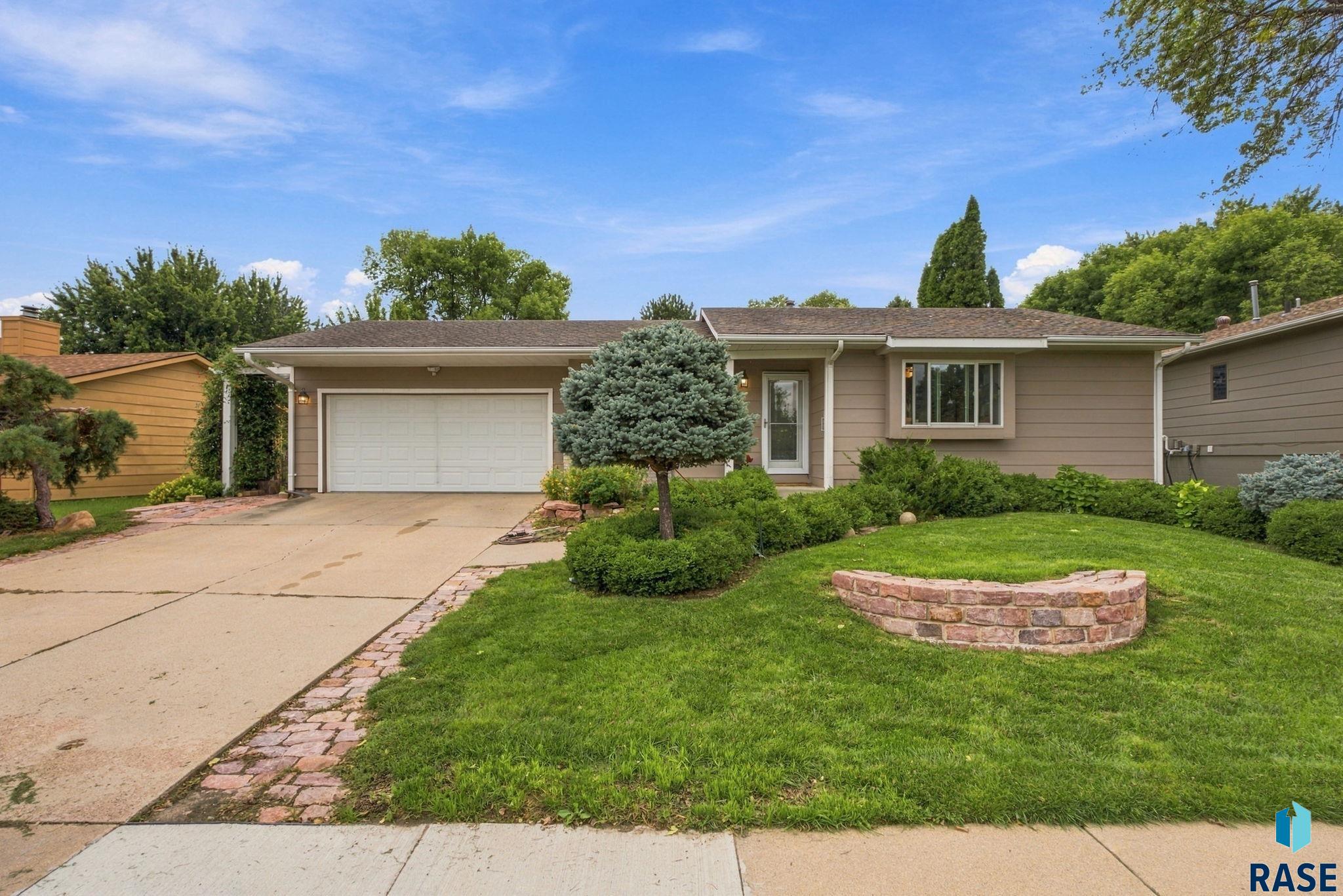 main property photo 0