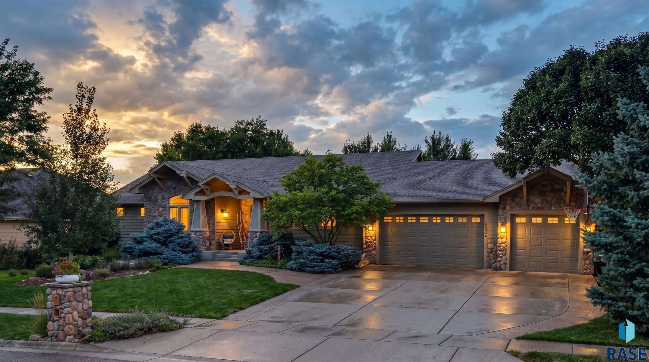 main property photo 0