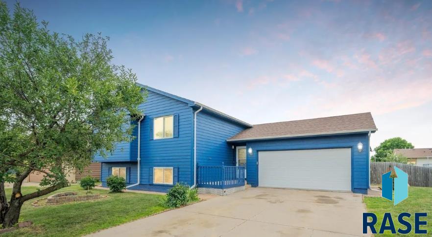 main property photo 0
