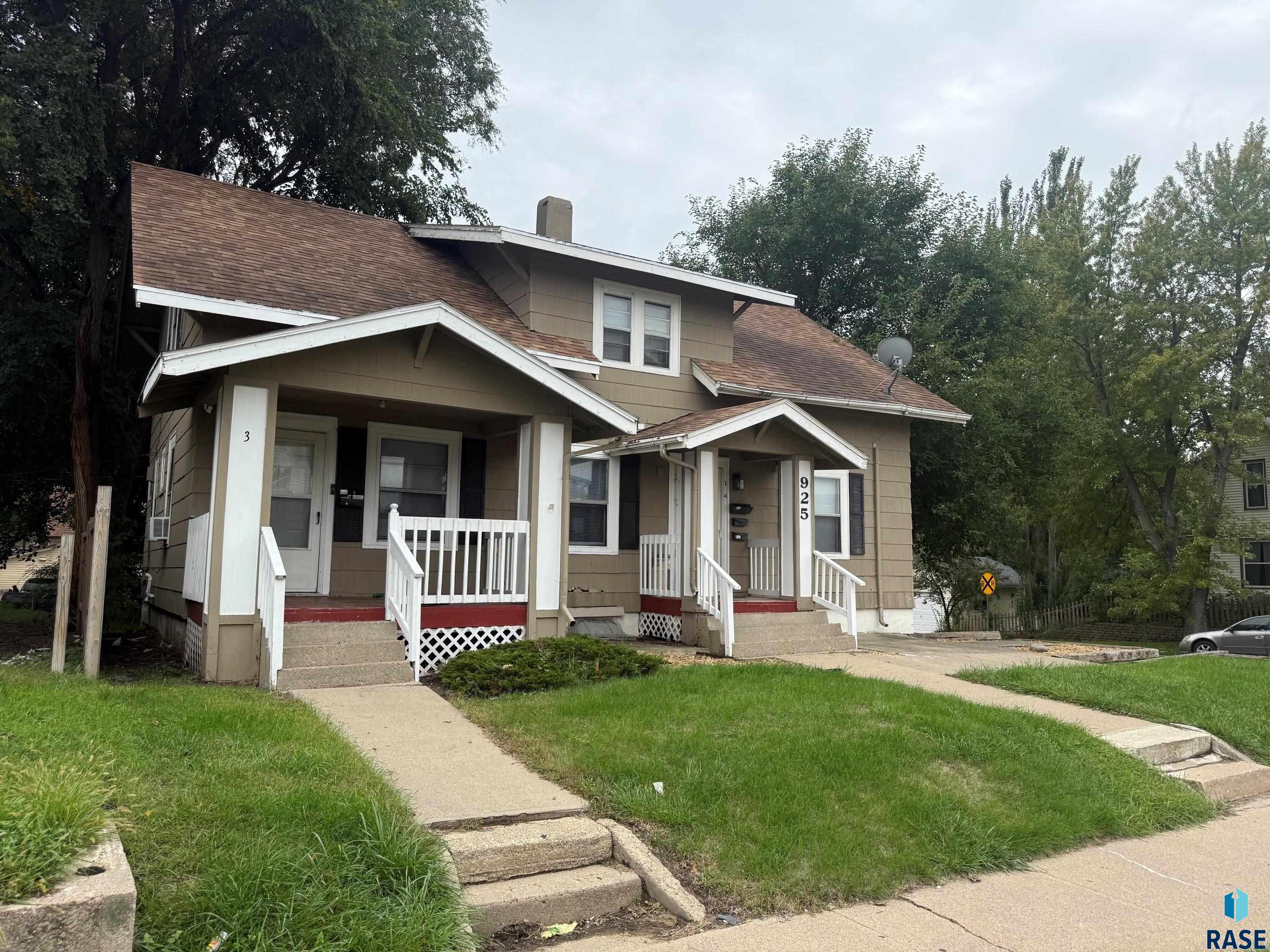 main property photo 0