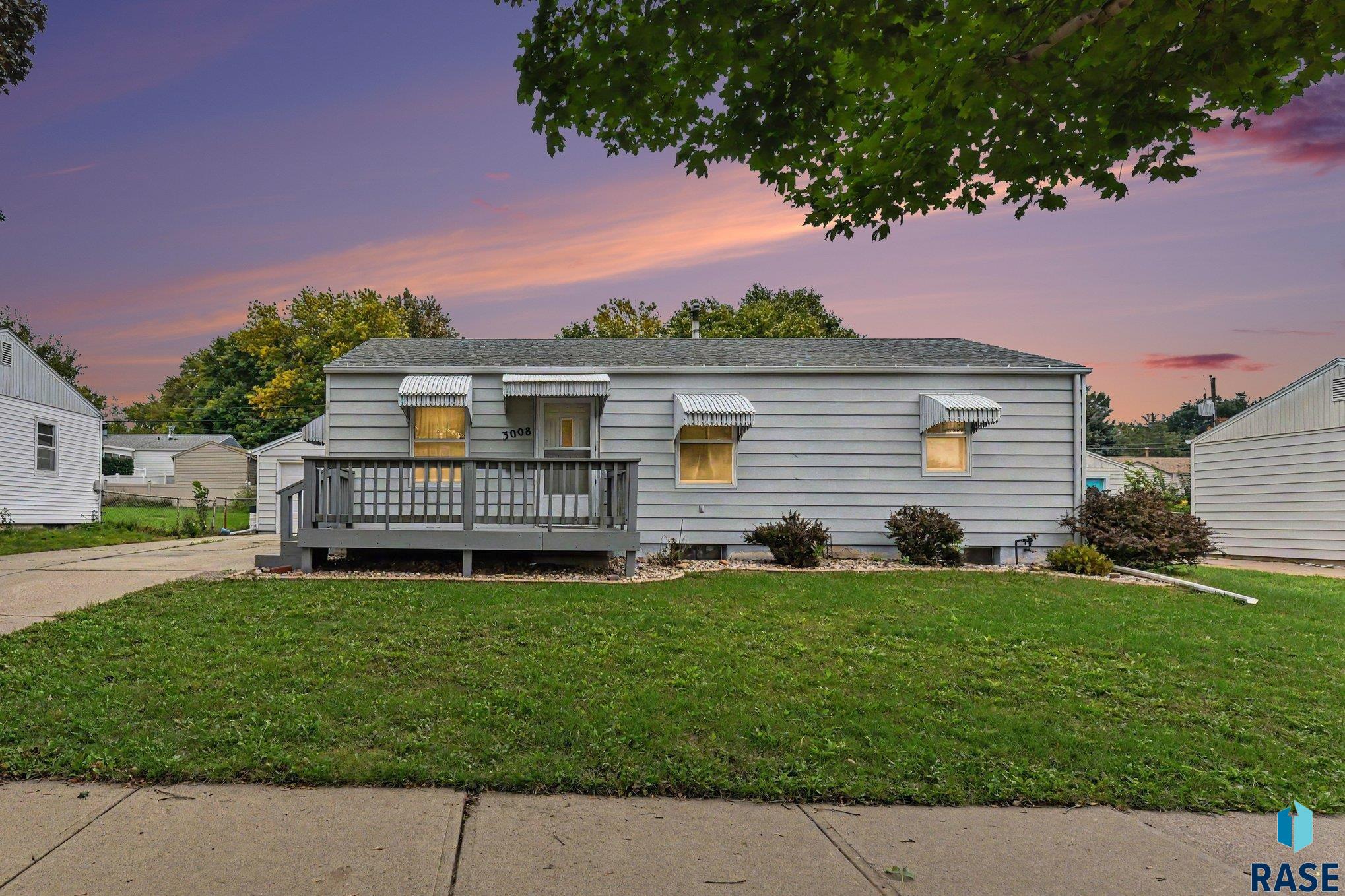 main property photo 0