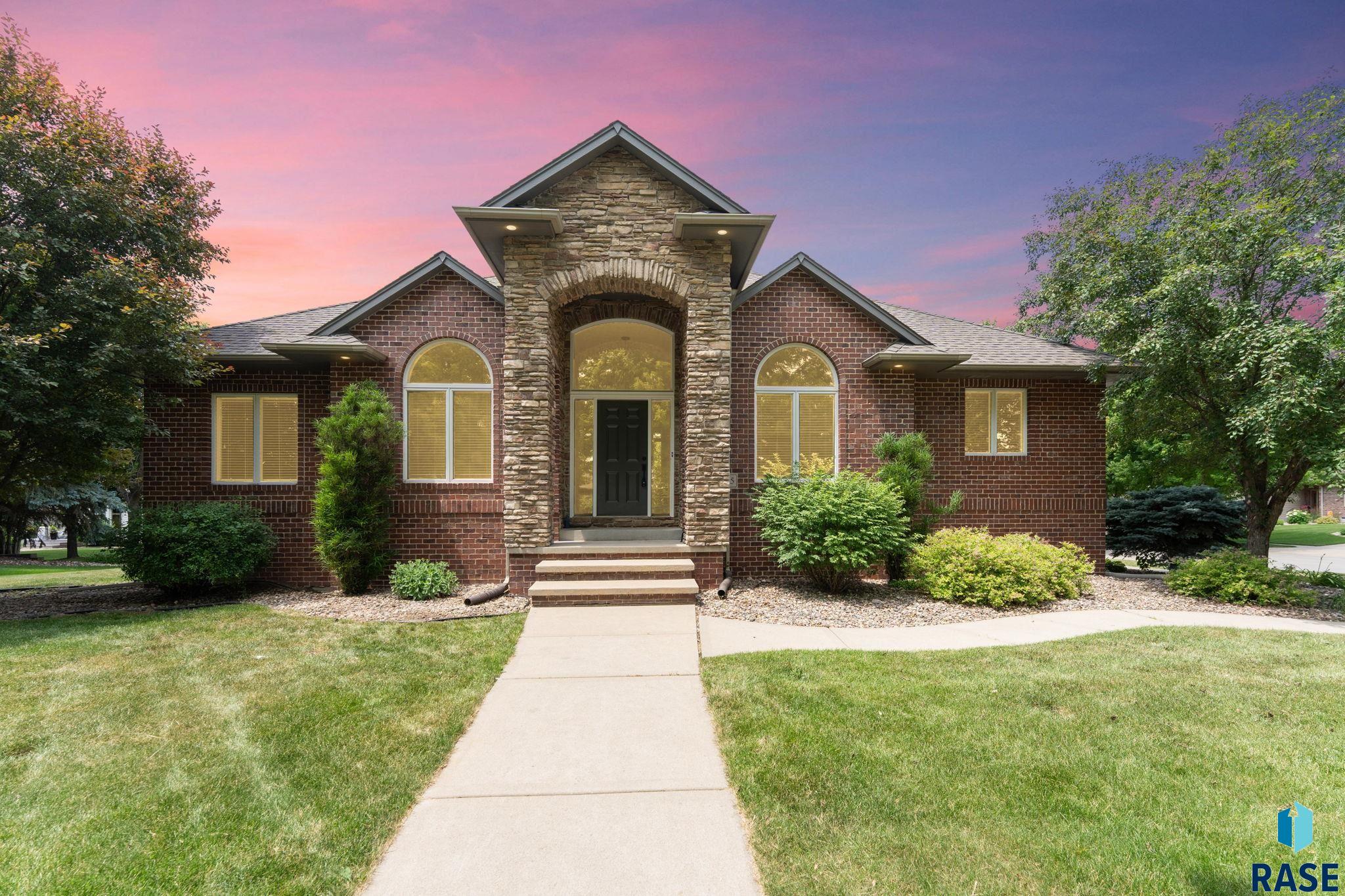 main property photo 74