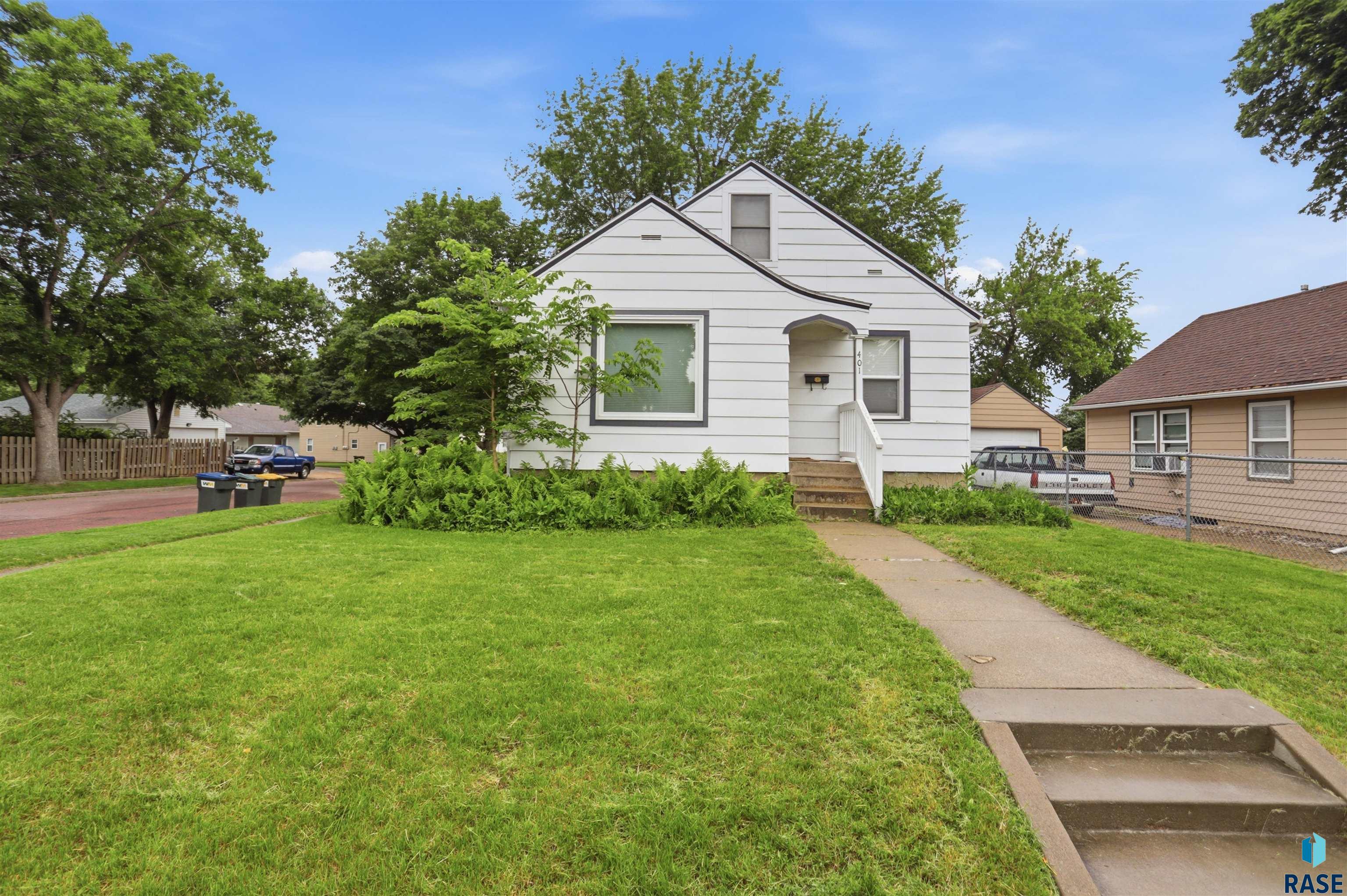 main property photo 0