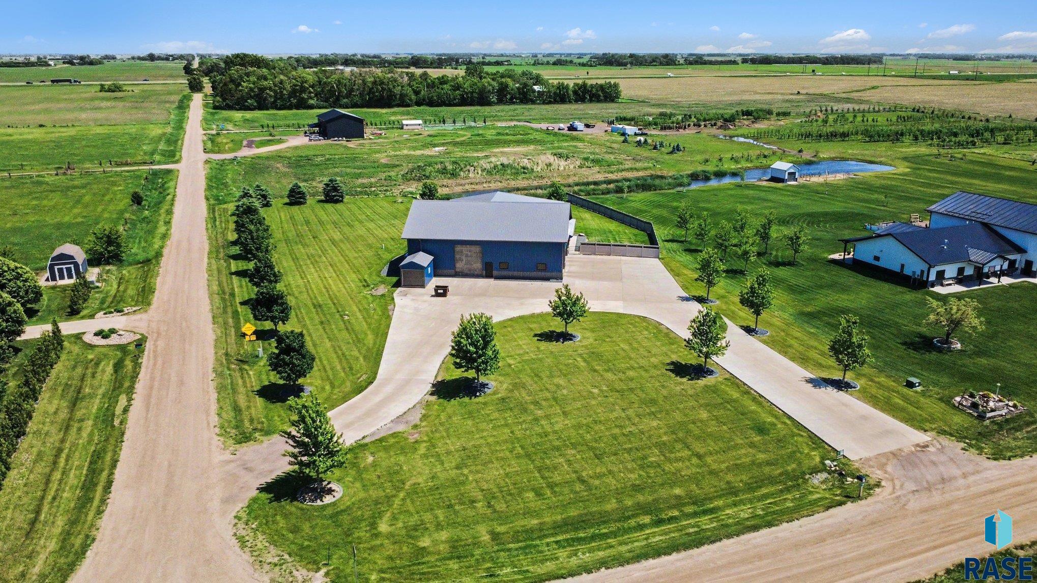 main property photo 43
