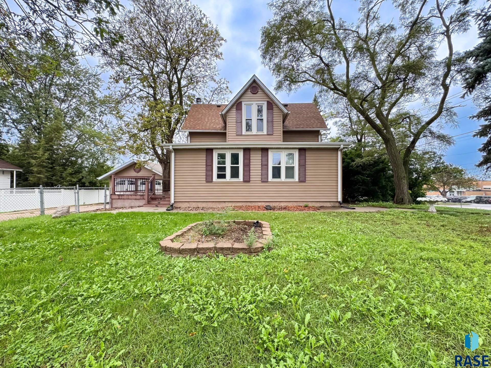 main property photo 1