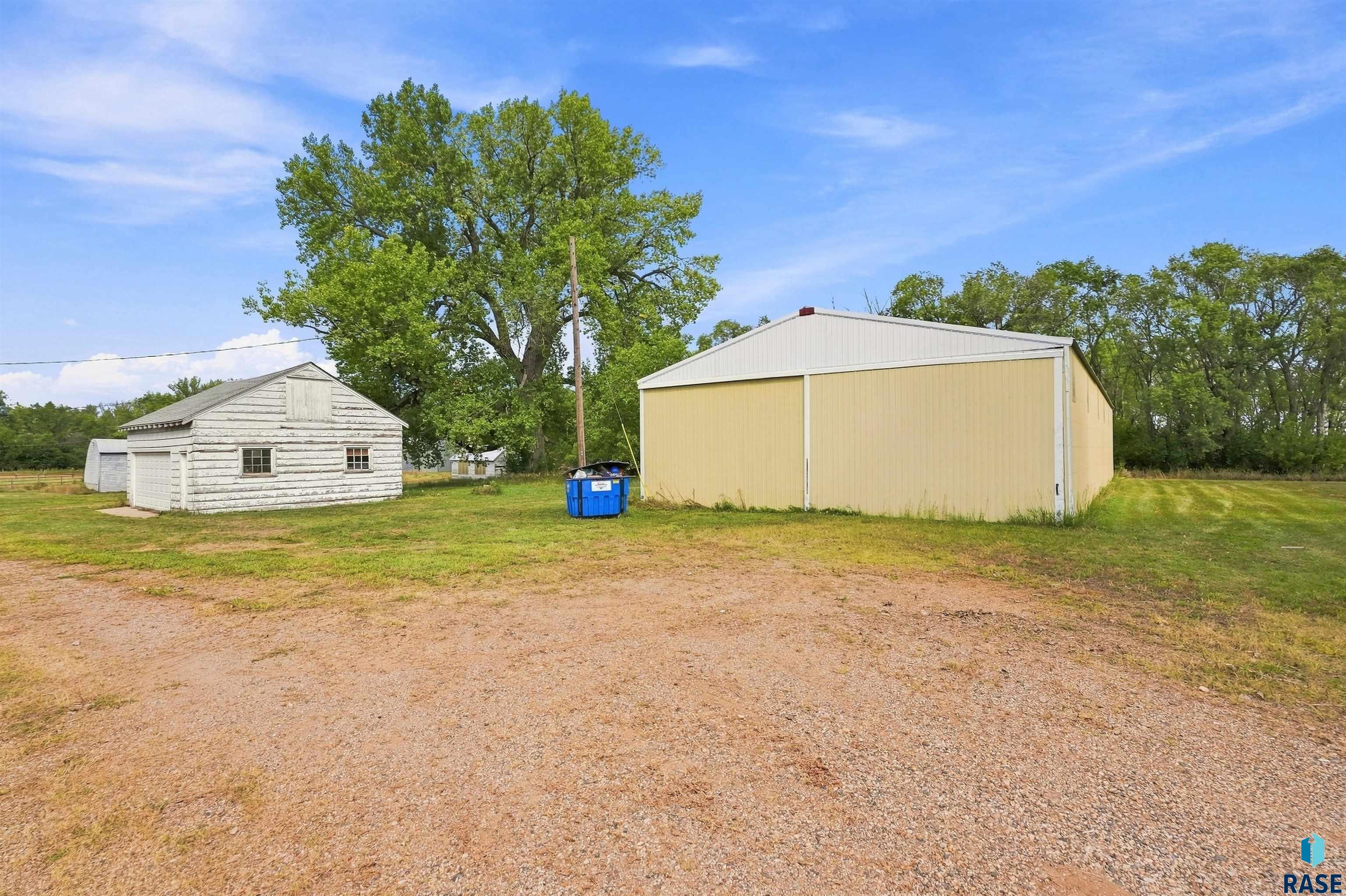 main property photo 15