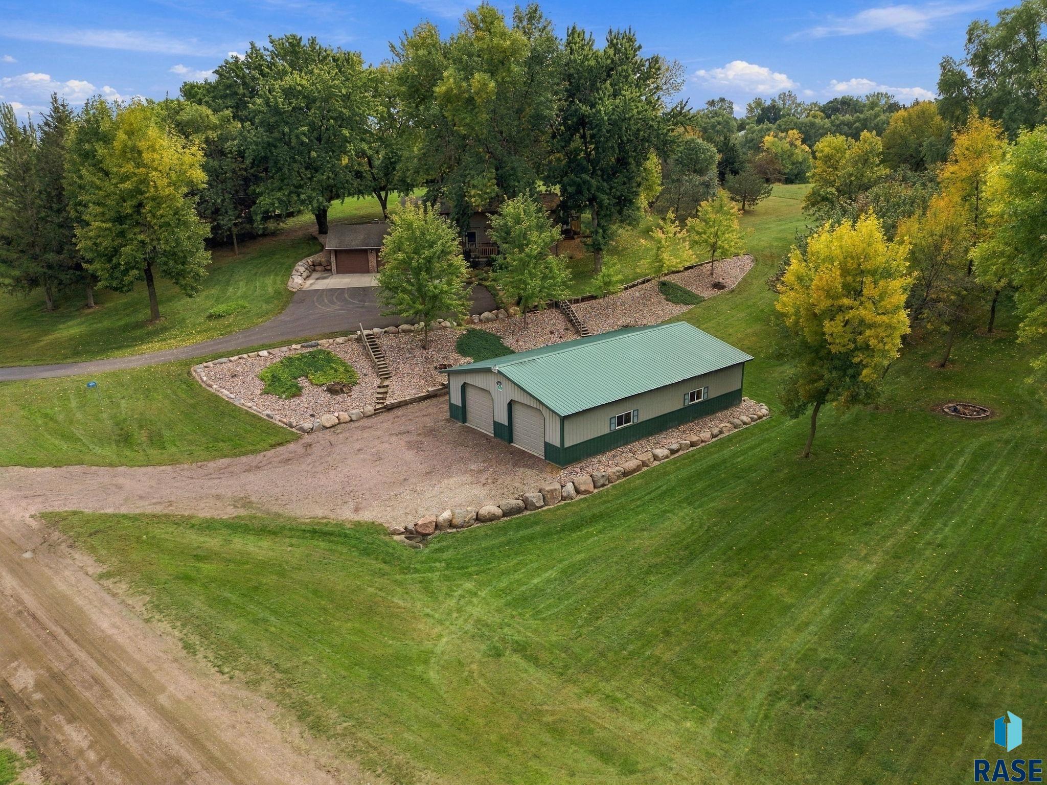 main property photo 39