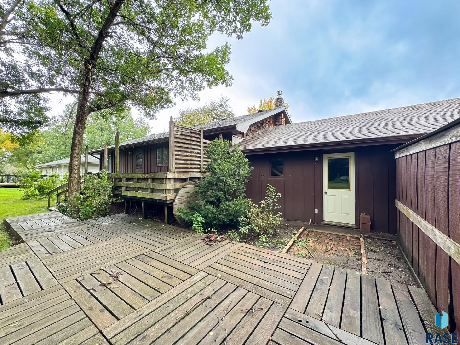 main property photo 47